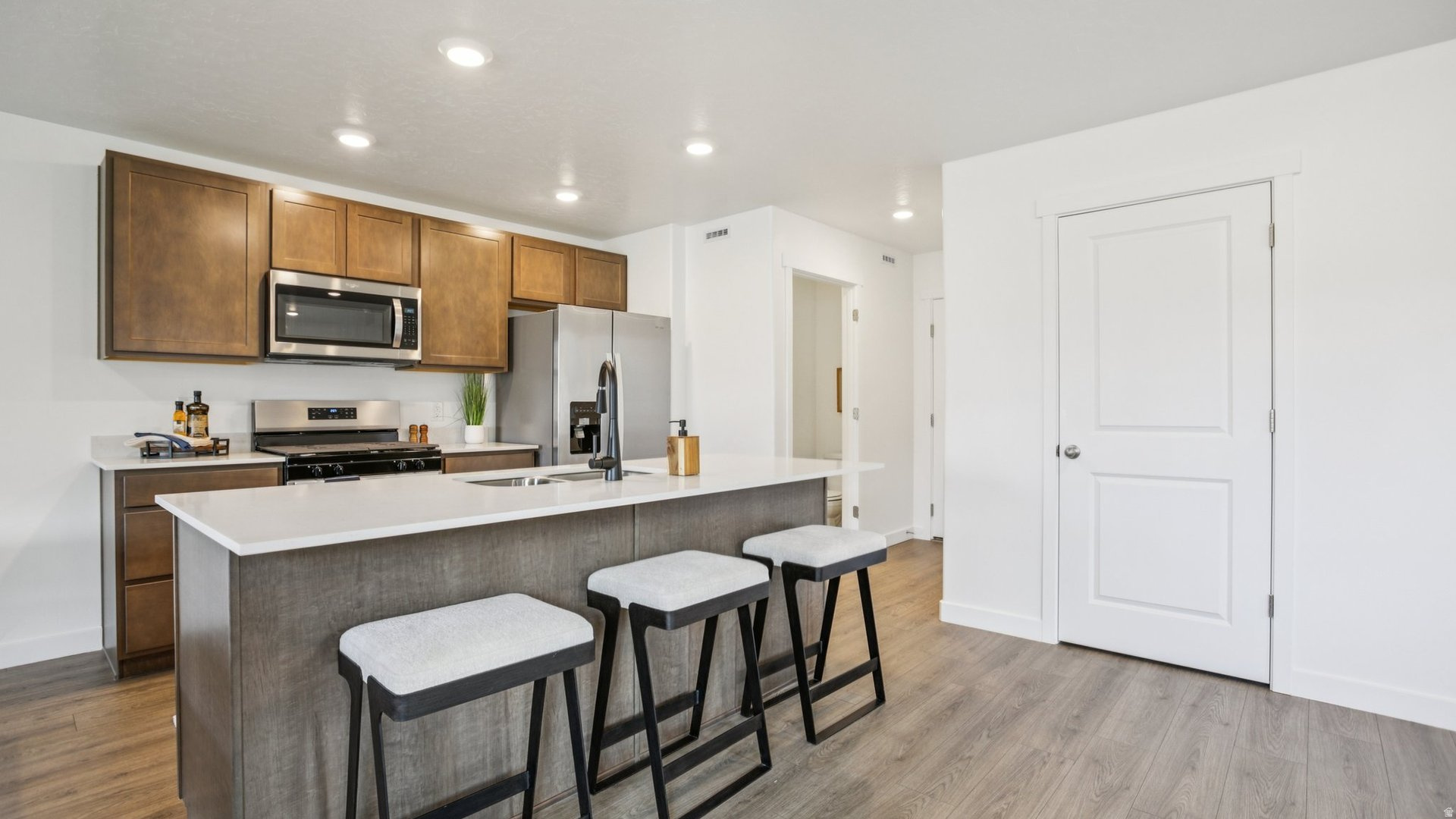 INVERNESS BY D.R. HORTON - Residential