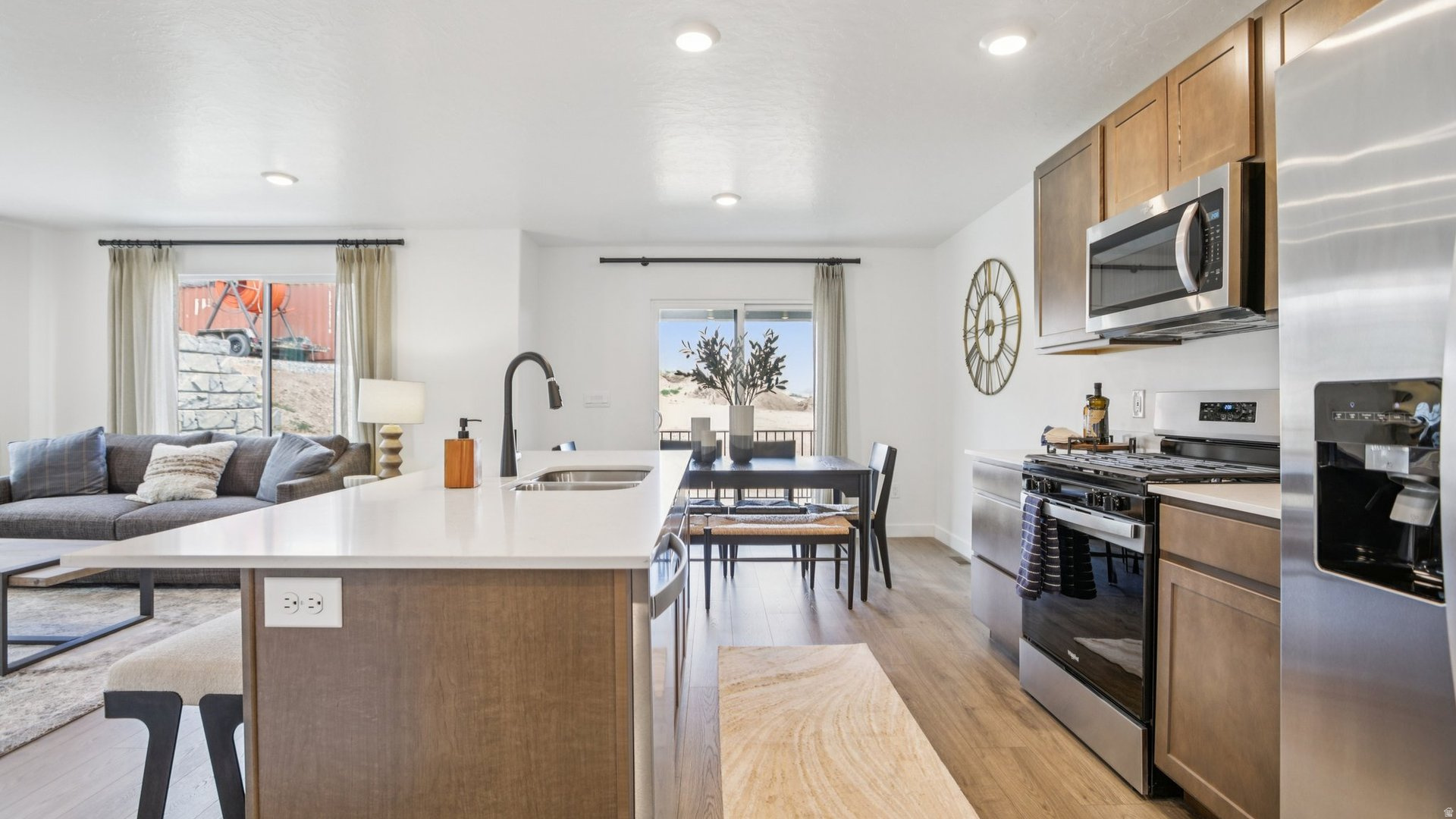INVERNESS BY D.R. HORTON - Residential
