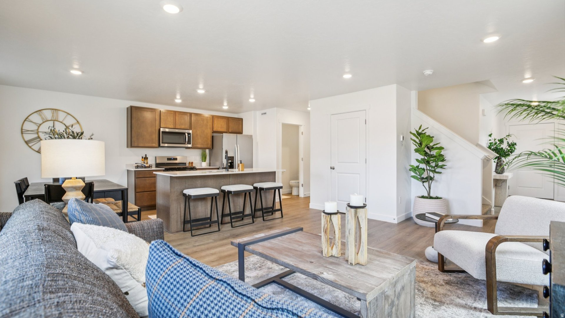 INVERNESS BY D.R. HORTON - Residential