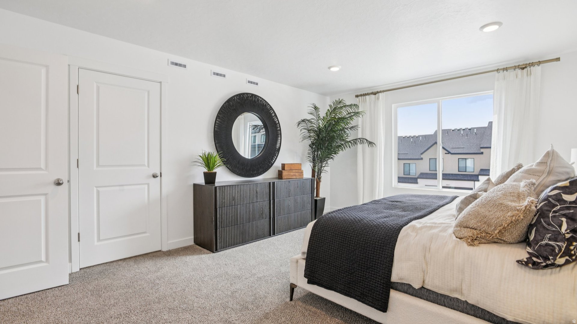 INVERNESS BY D.R. HORTON - Residential