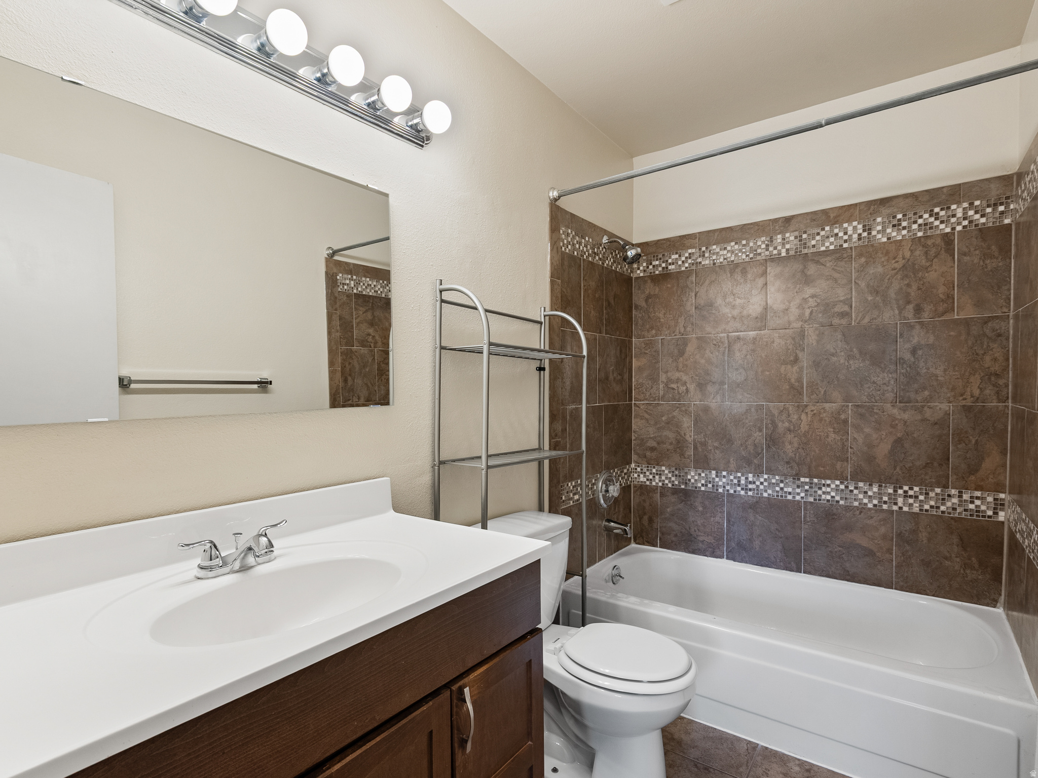 POWDER WOOD CONDOMINIUM - Residential