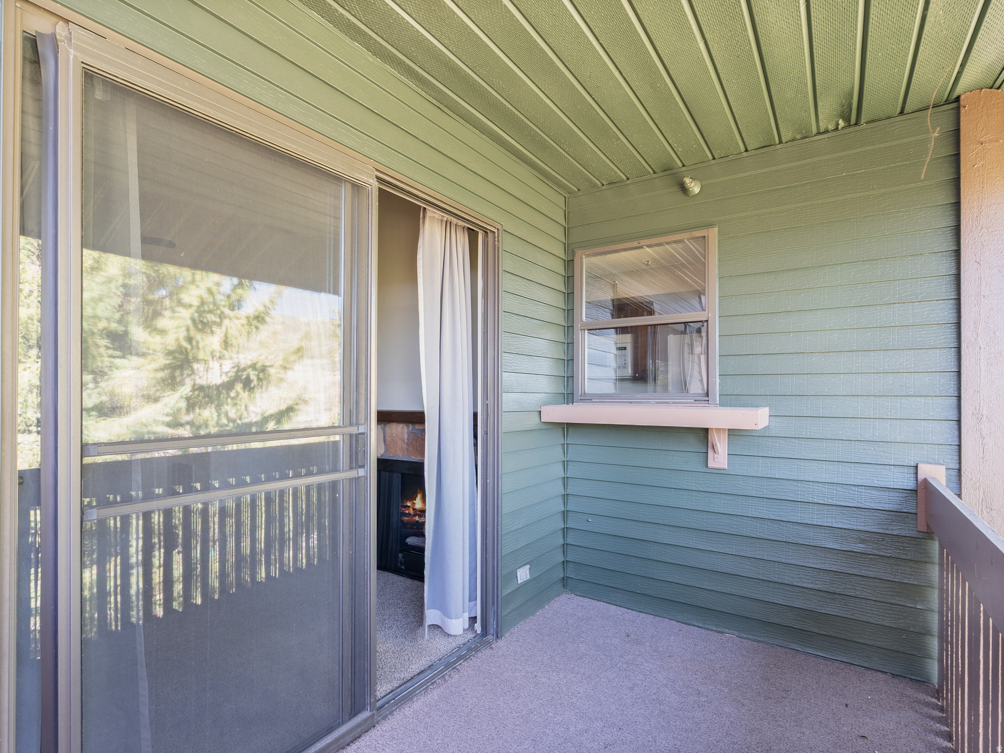POWDER WOOD CONDOMINIUM - Residential