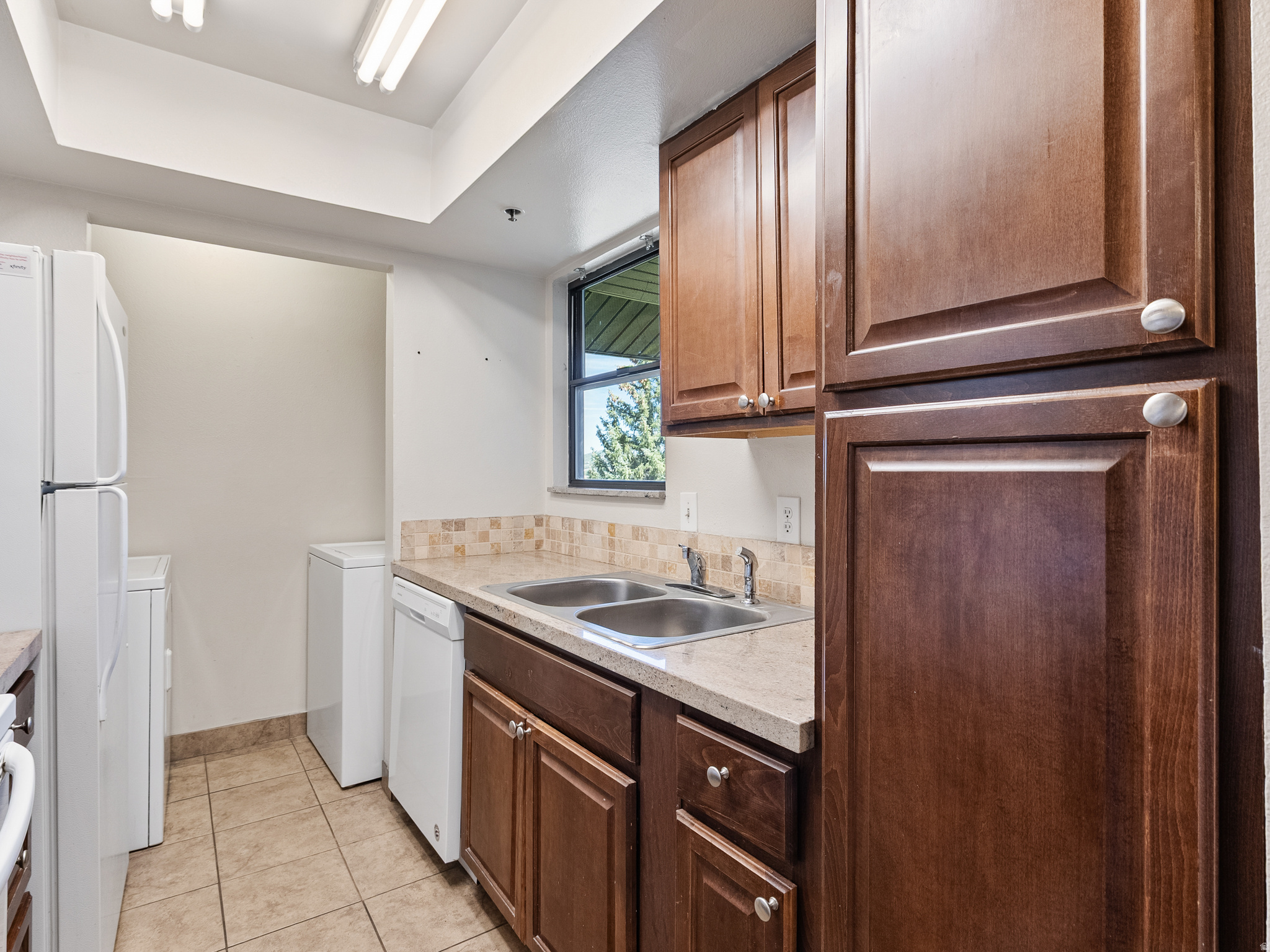 POWDER WOOD CONDOMINIUM - Residential