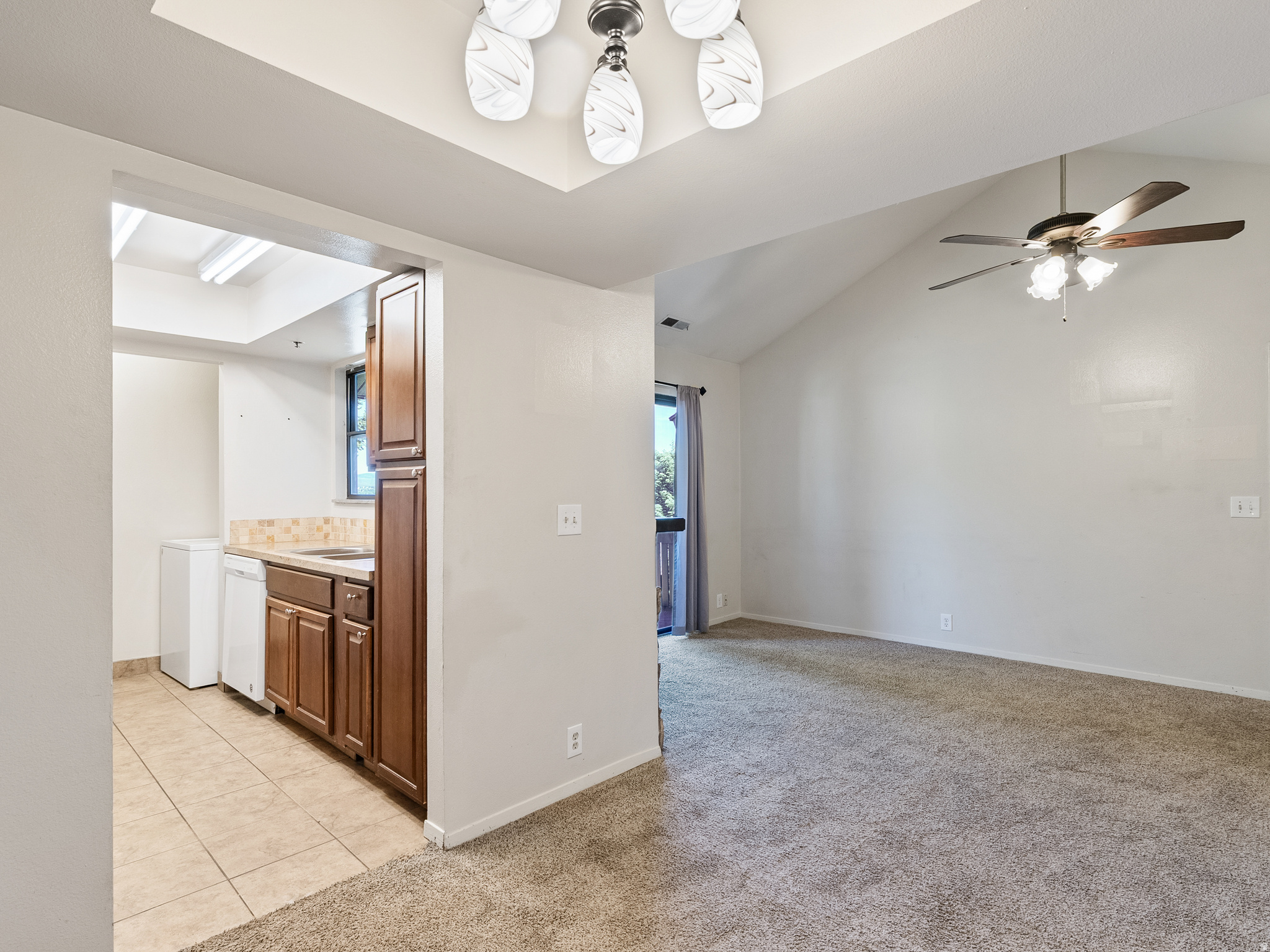 POWDER WOOD CONDOMINIUM - Residential