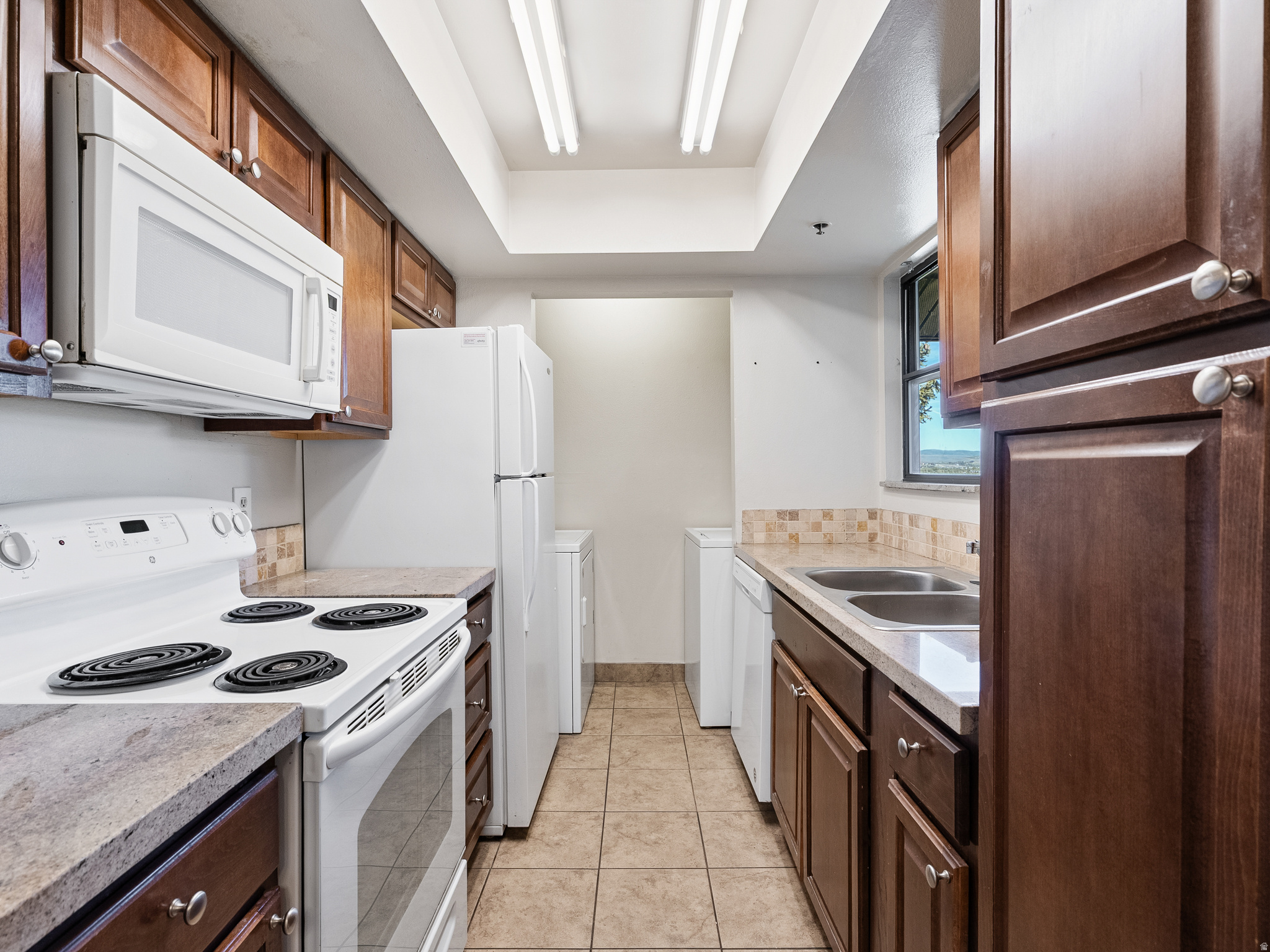 POWDER WOOD CONDOMINIUM - Residential