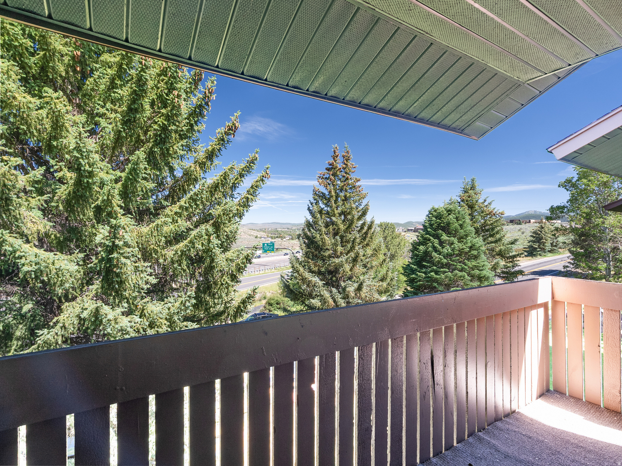 POWDER WOOD CONDOMINIUM - Residential