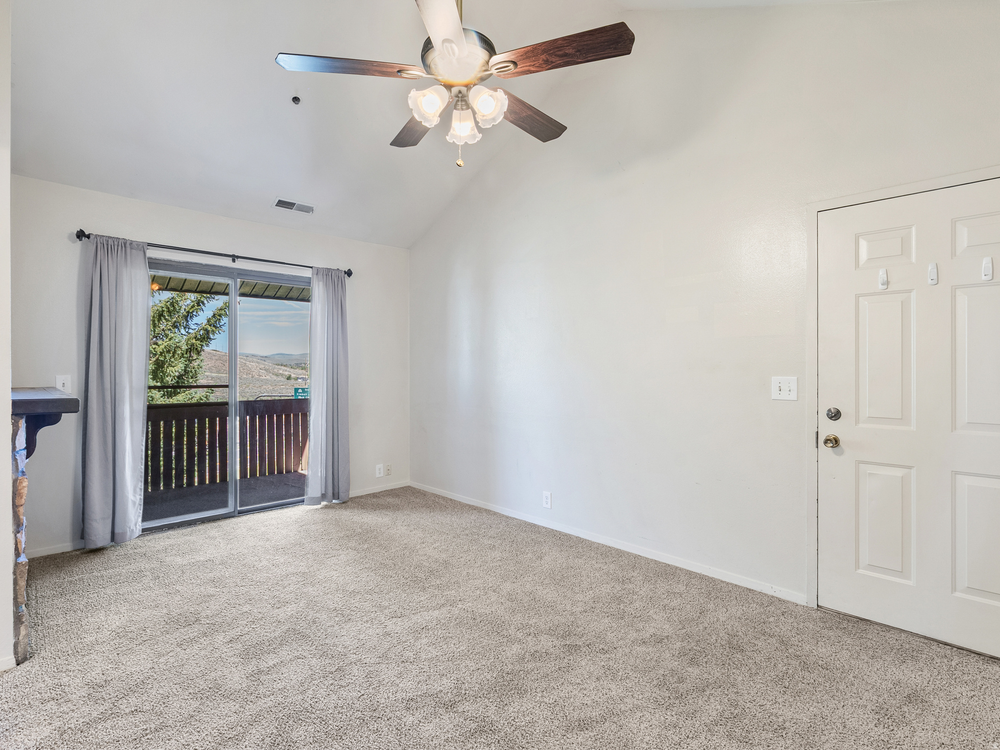 POWDER WOOD CONDOMINIUM - Residential