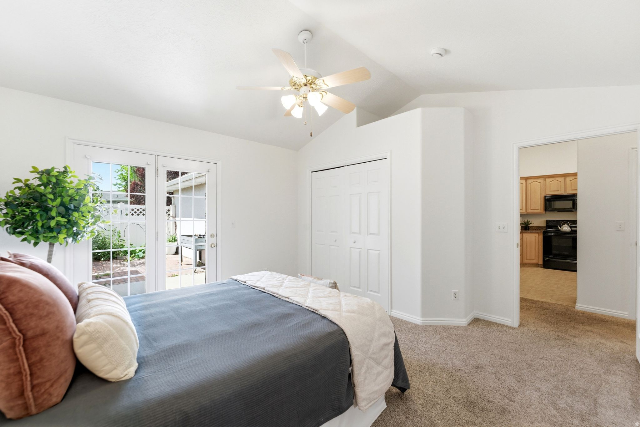SUNSET HILLS - Residential