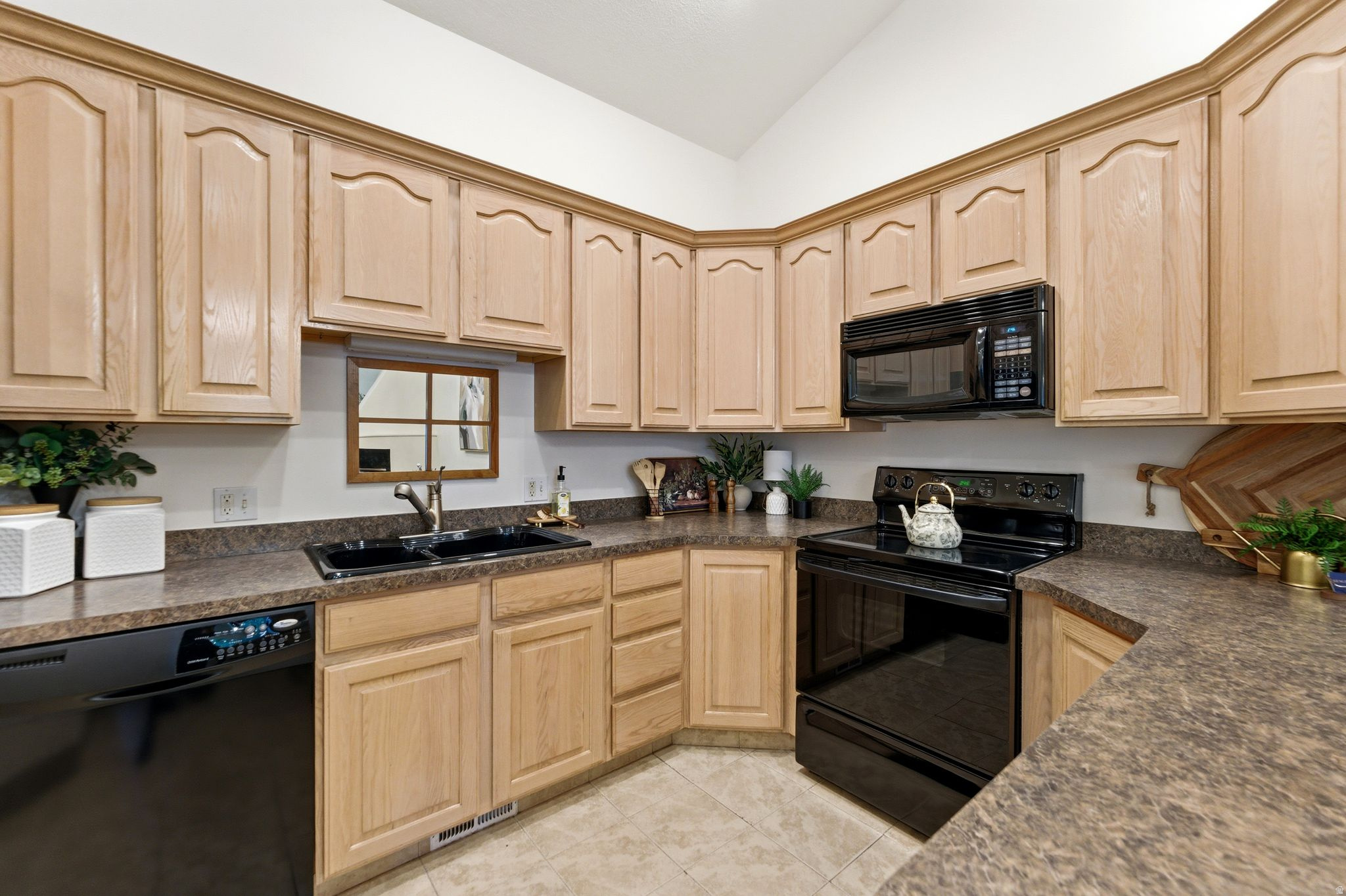 SUNSET HILLS - Residential