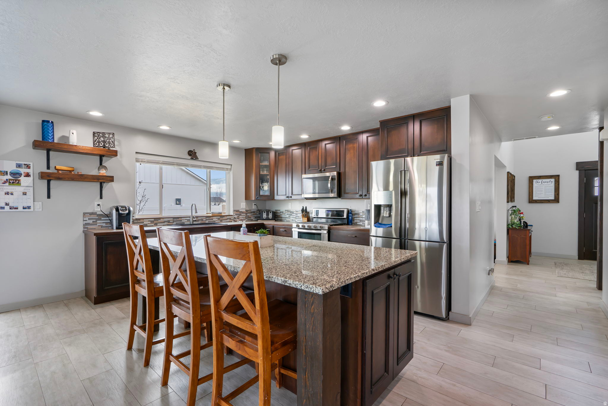 NORTH MEADOW - Residential