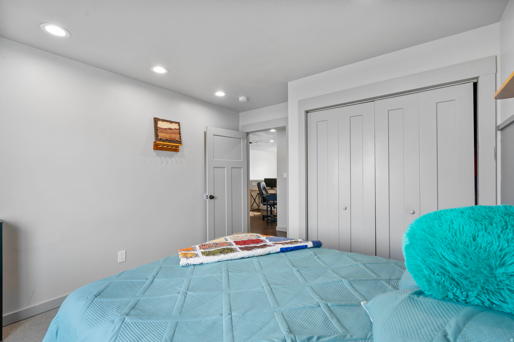 NORTH MEADOW - Residential