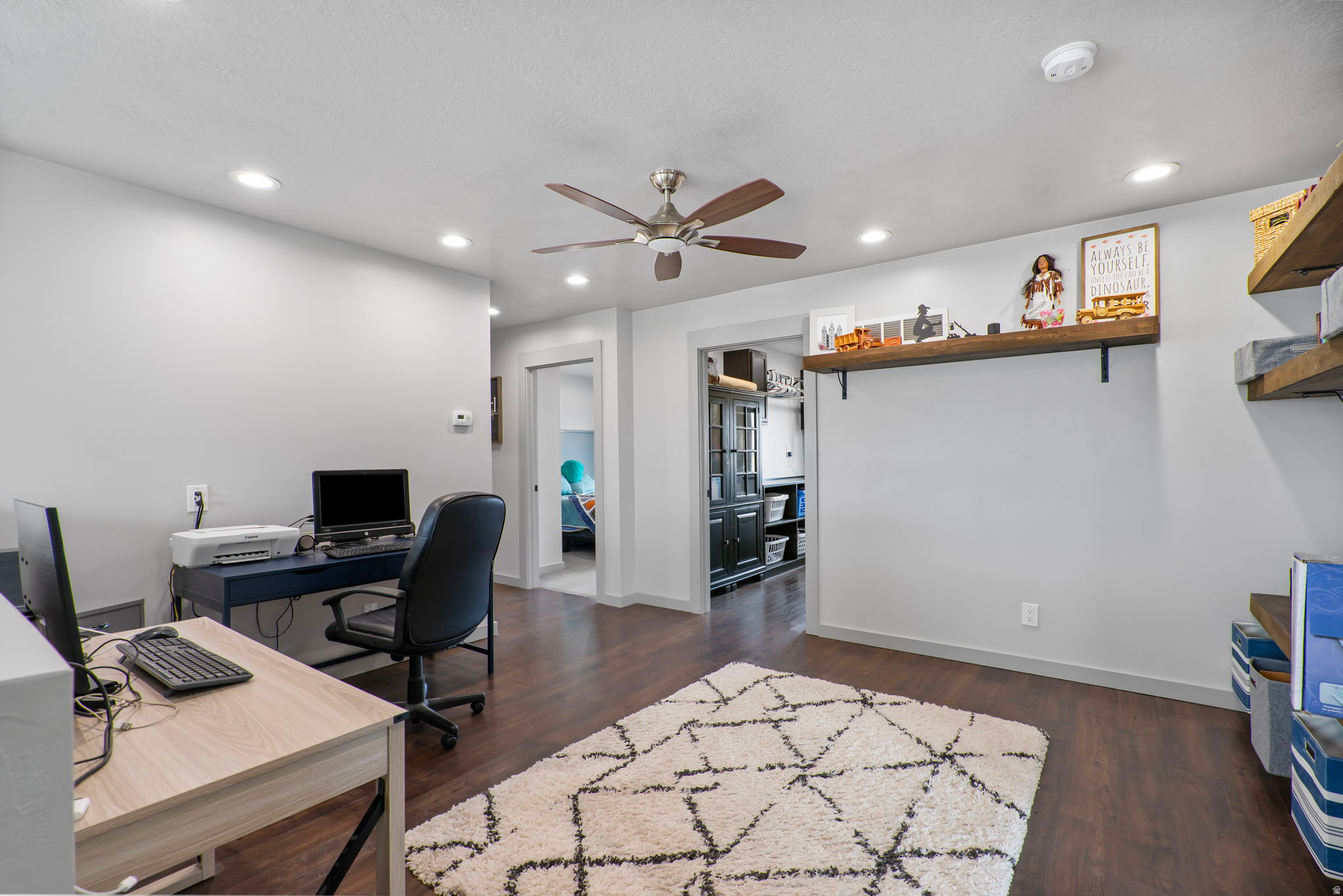NORTH MEADOW - Residential