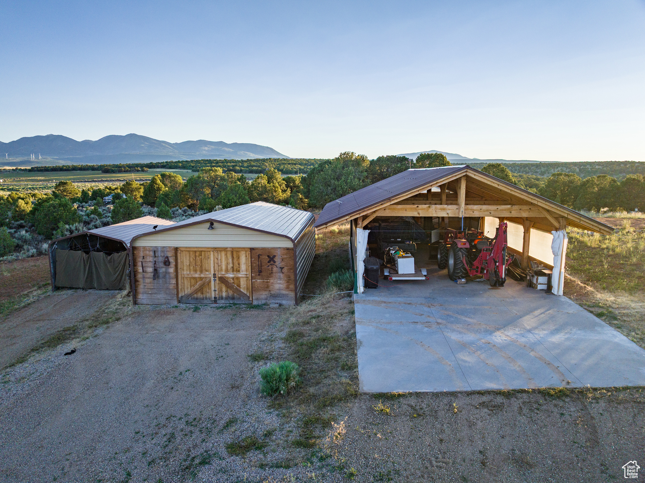 ELK MEADOWS - Residential