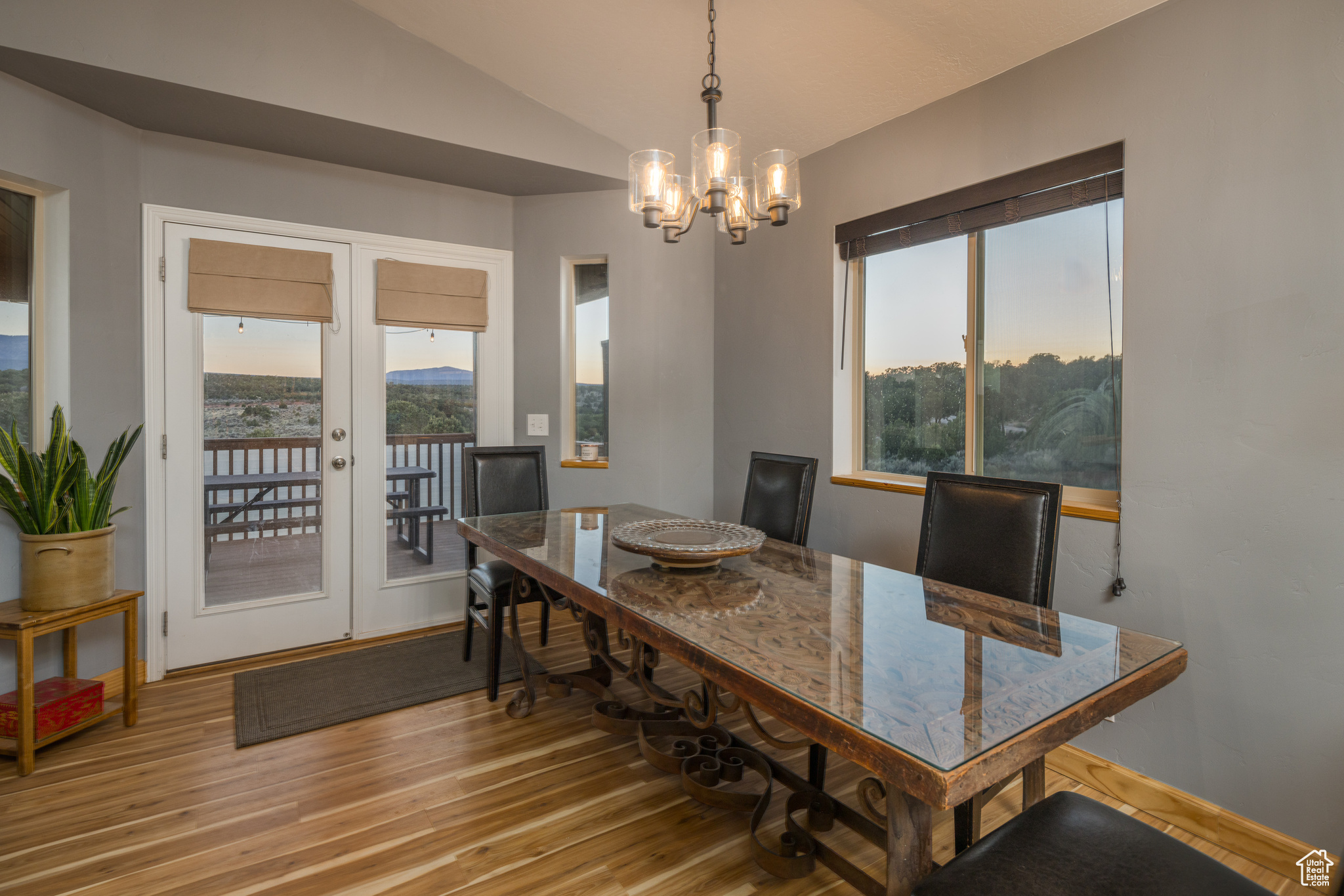 ELK MEADOWS - Residential