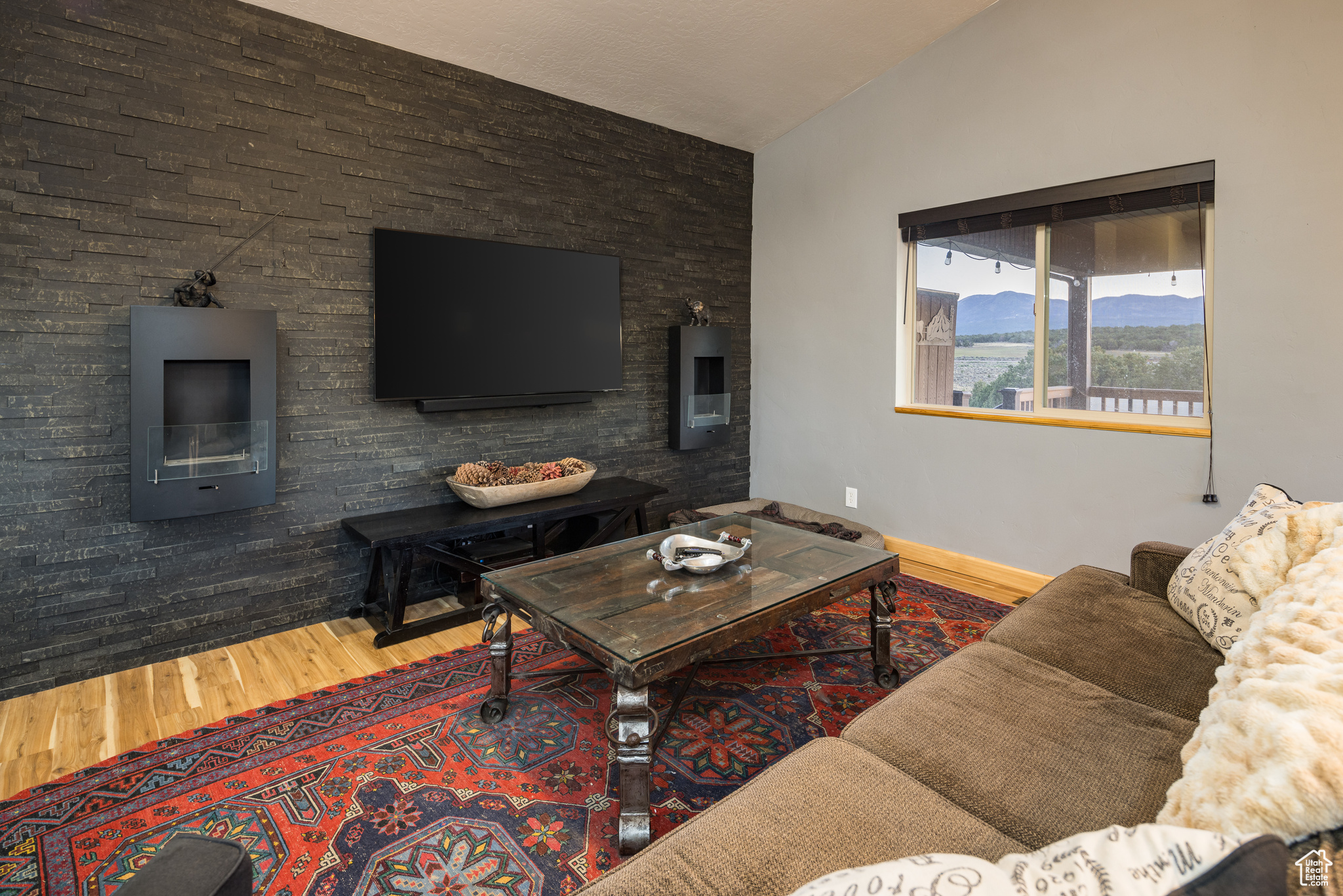 ELK MEADOWS - Residential