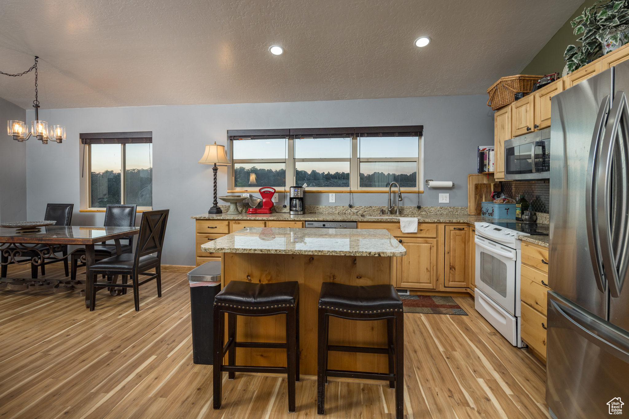 ELK MEADOWS - Residential