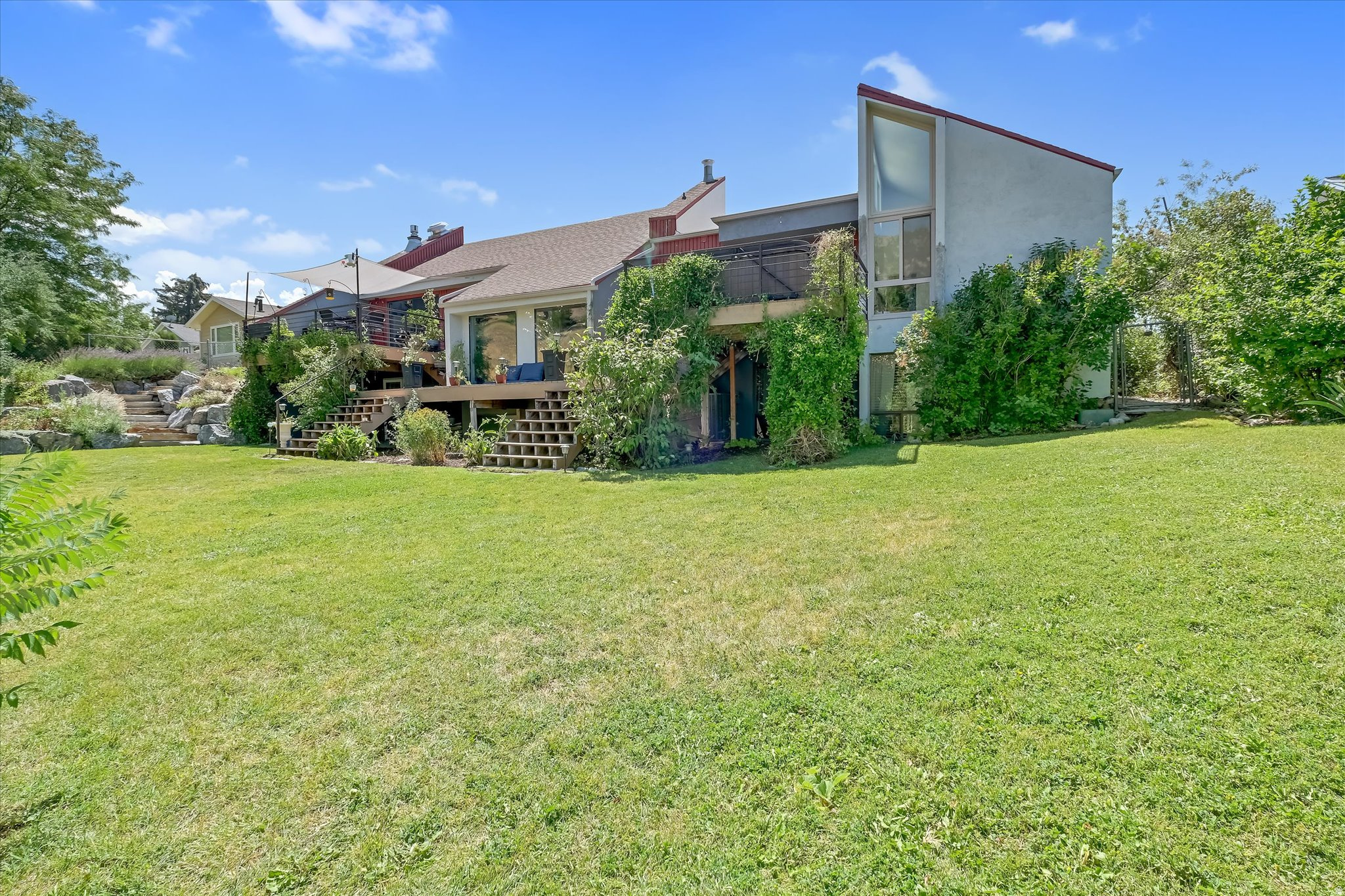 EDGEWOOD HALL ESTATES - Residential