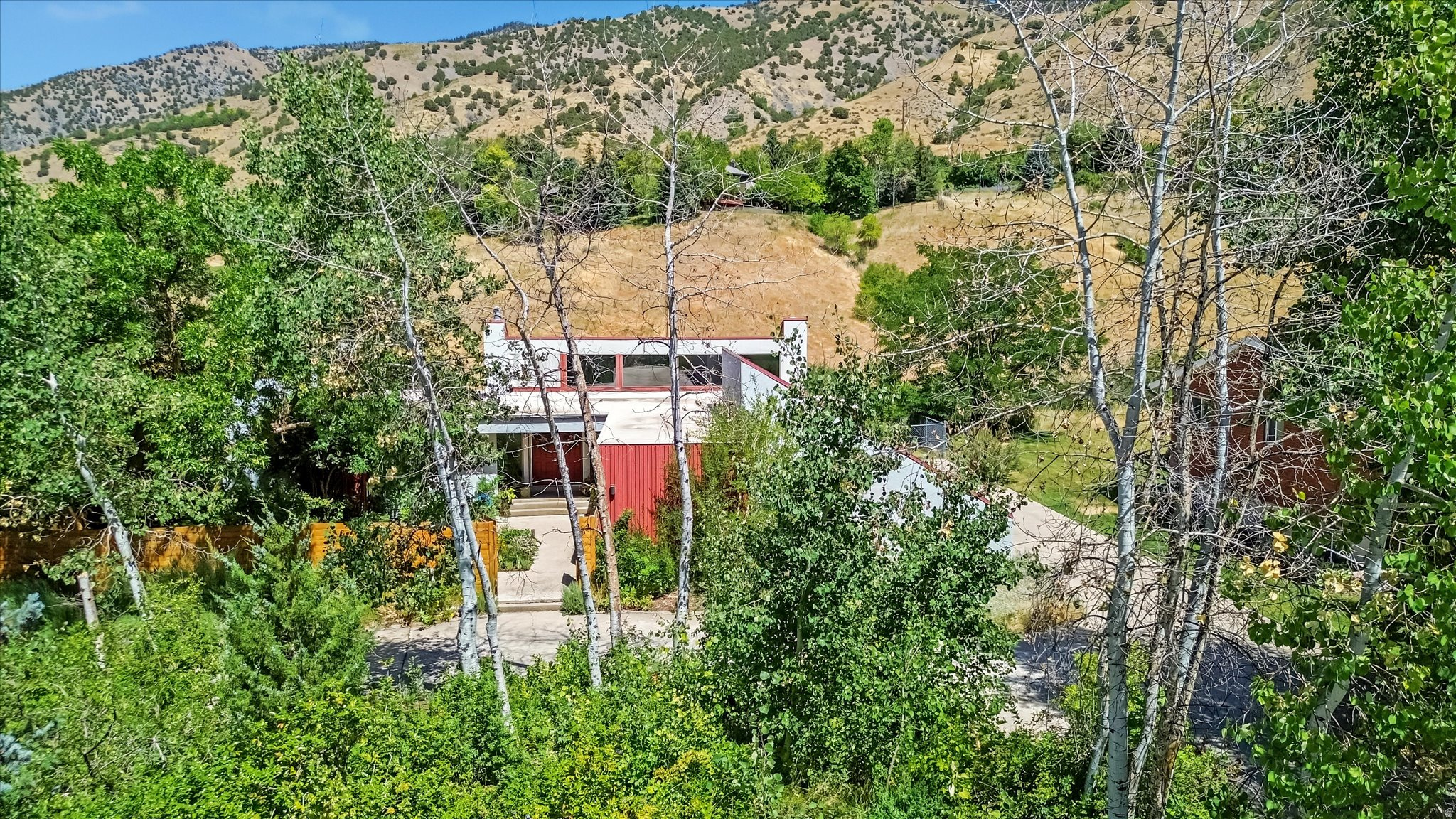 EDGEWOOD HALL ESTATES - Residential