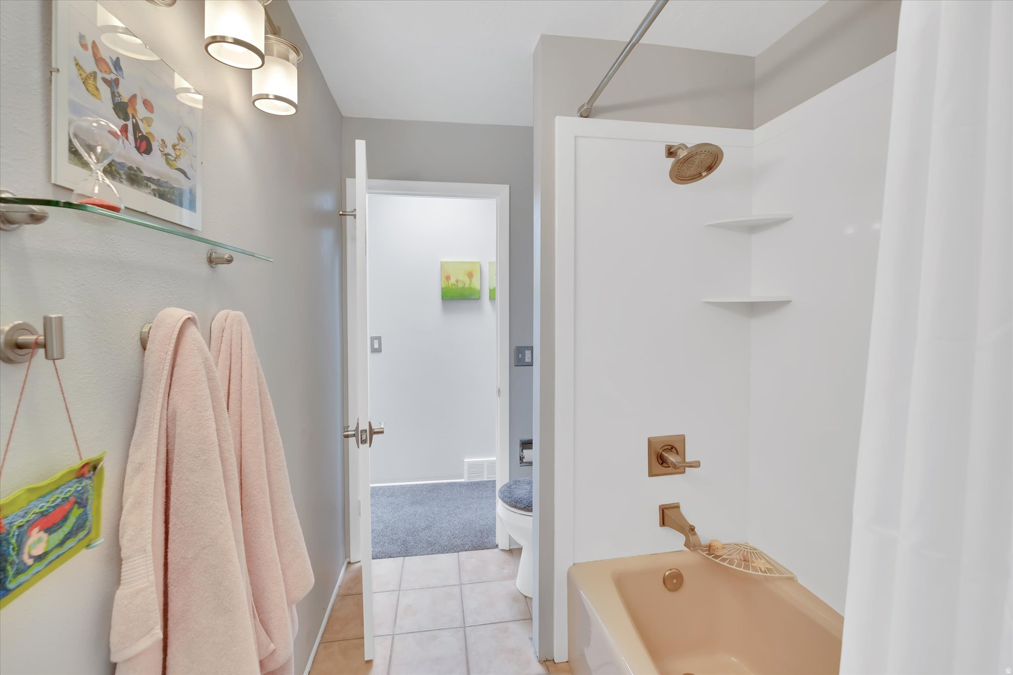 EDGEWOOD HALL ESTATES - Residential