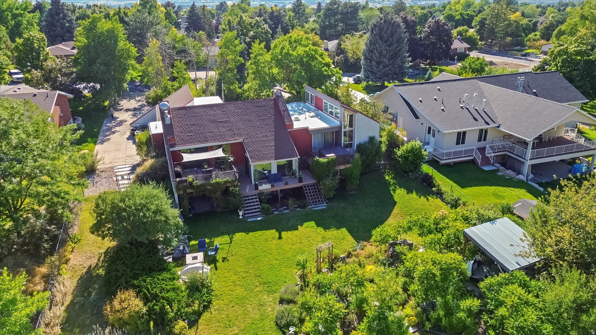 EDGEWOOD HALL ESTATES - Residential