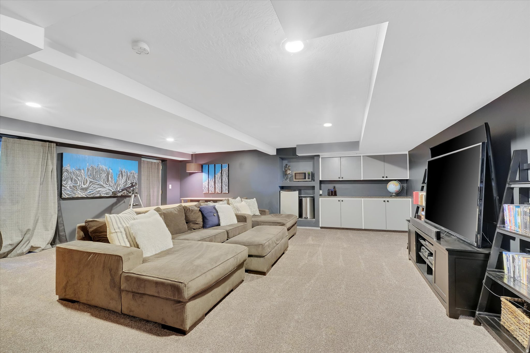 EDGEWOOD HALL ESTATES - Residential
