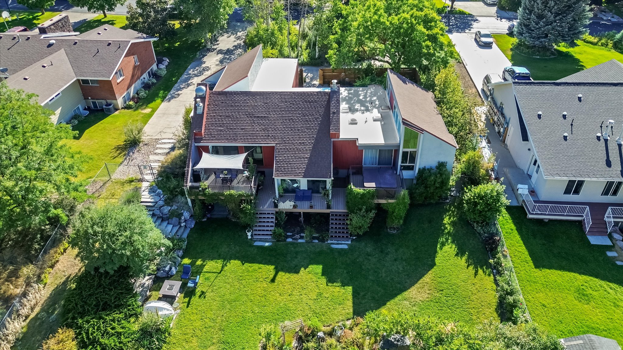 EDGEWOOD HALL ESTATES - Residential