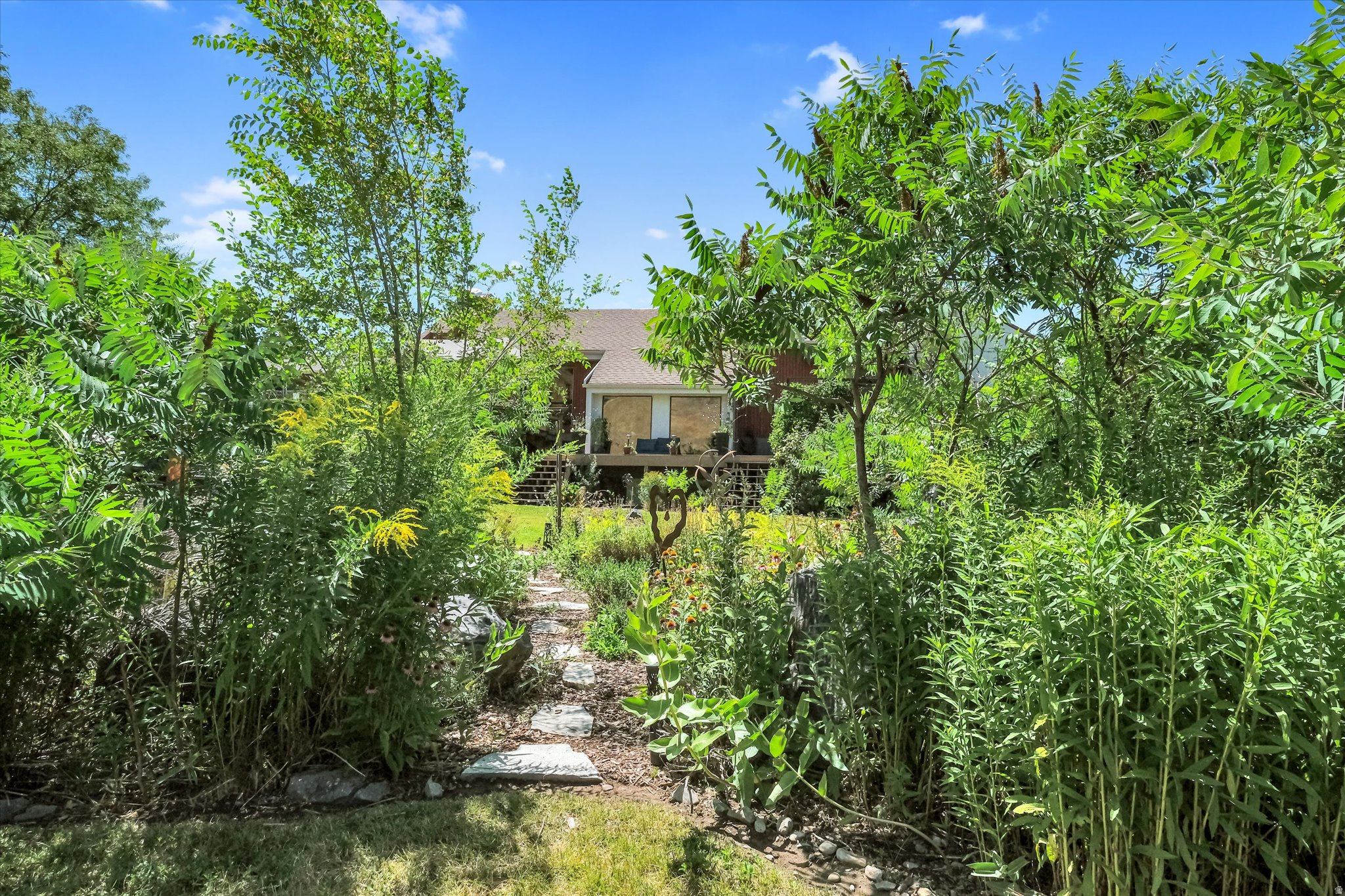 EDGEWOOD HALL ESTATES - Residential
