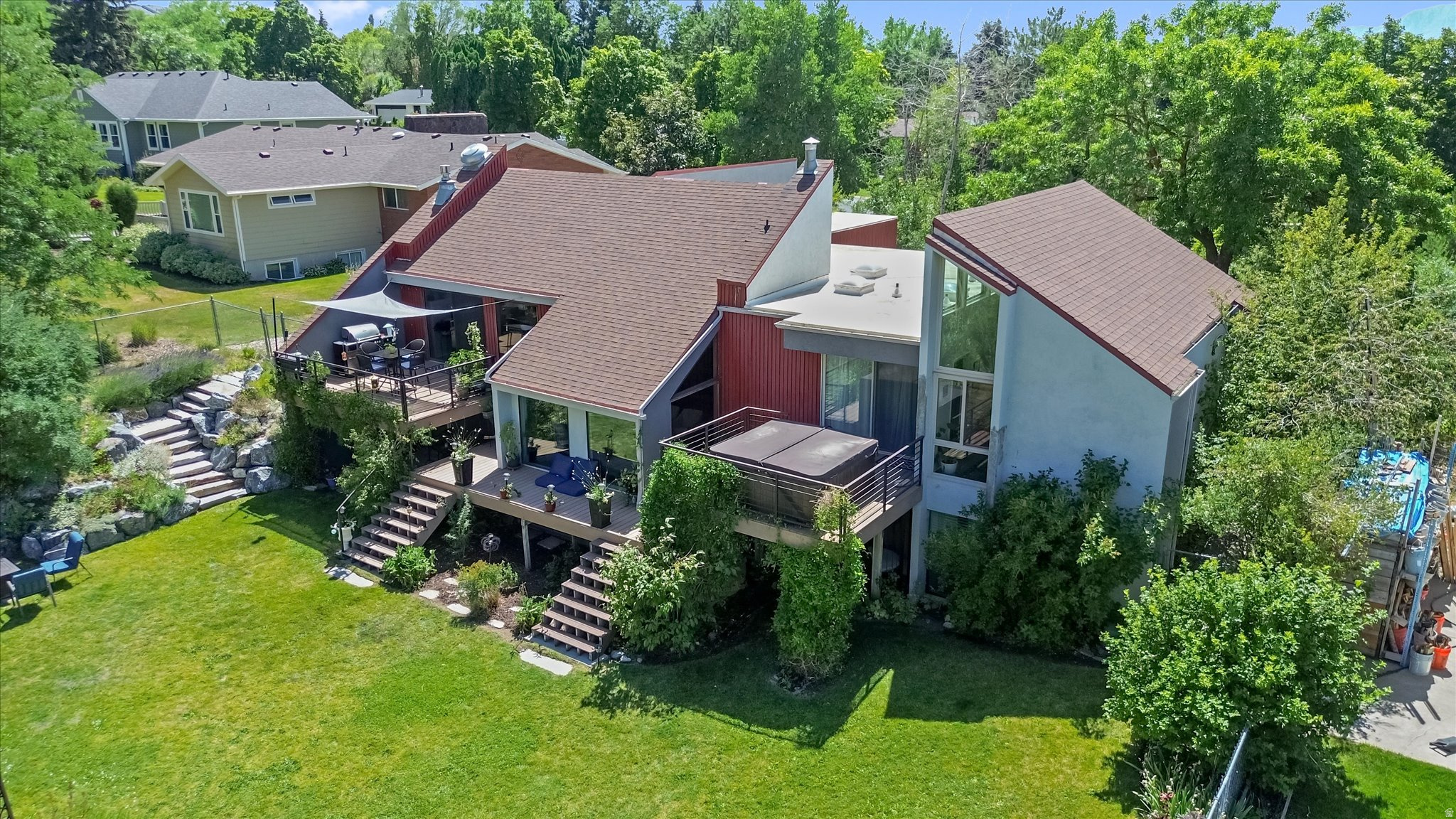 EDGEWOOD HALL ESTATES - Residential