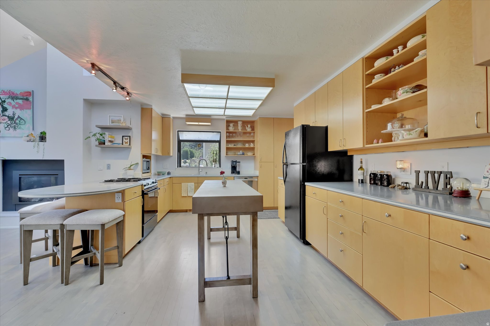 EDGEWOOD HALL ESTATES - Residential