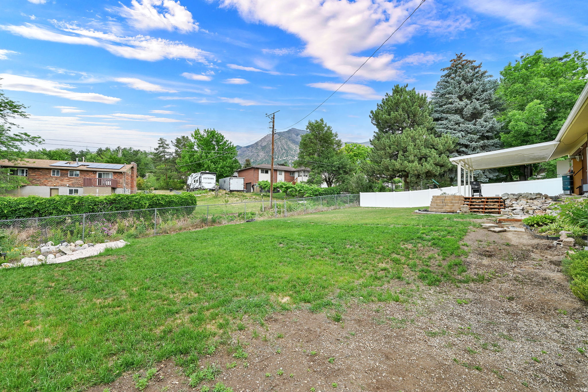 MOUNT LOMOND EST. #2 - Residential