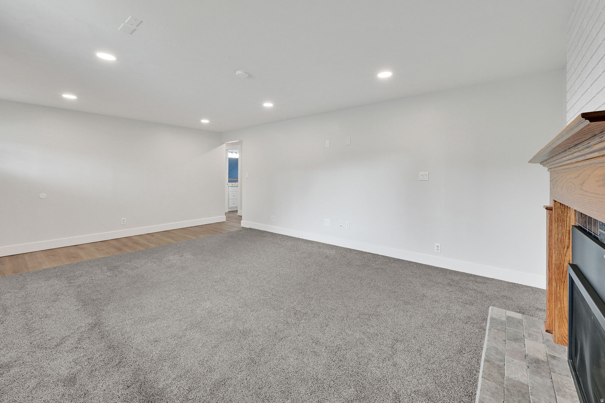 MOUNT LOMOND EST. #2 - Residential