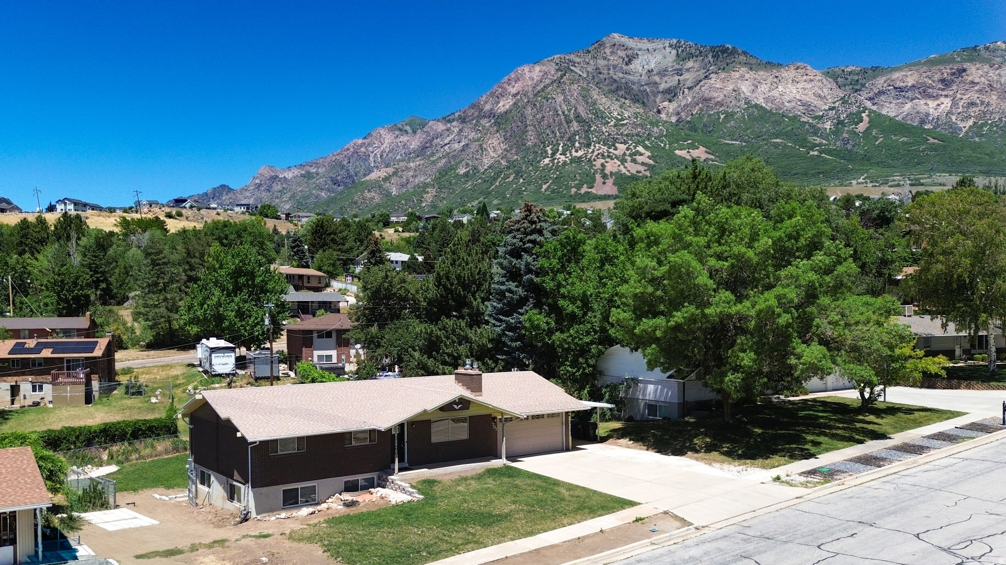 MOUNT LOMOND EST. #2 - Residential
