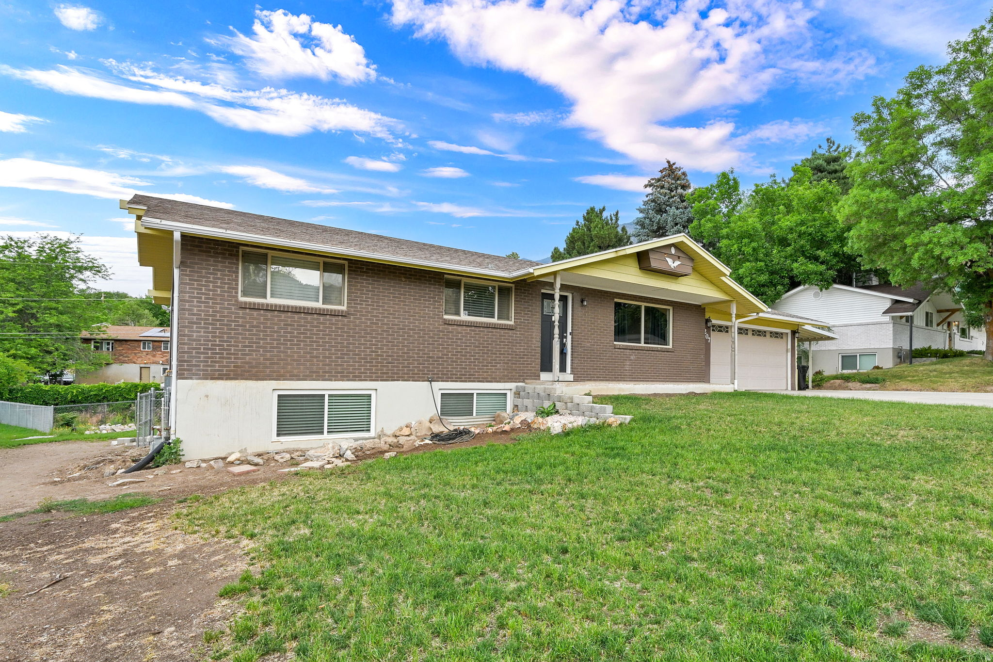 MOUNT LOMOND EST. #2 - Residential
