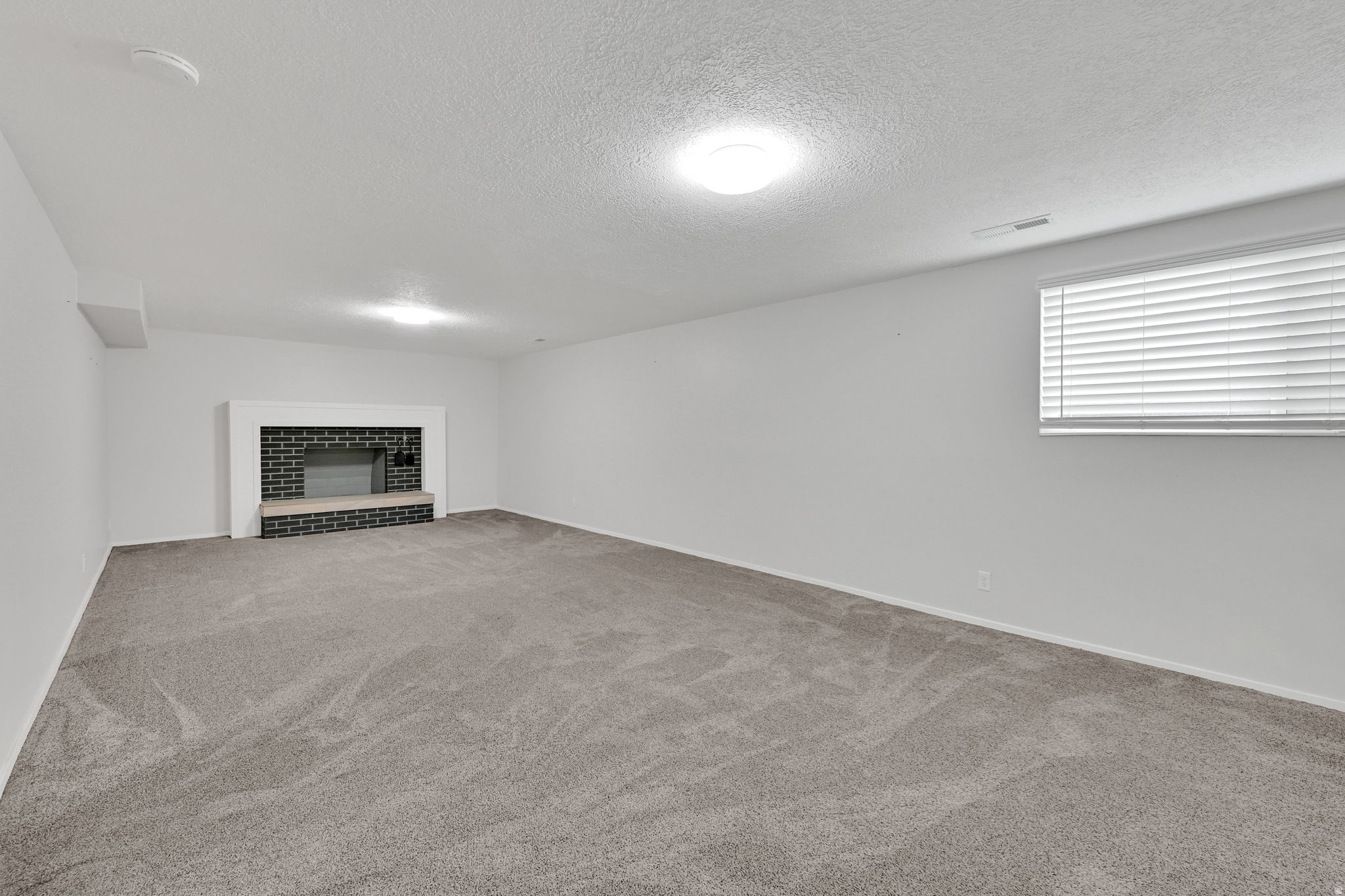 MOUNT LOMOND EST. #2 - Residential