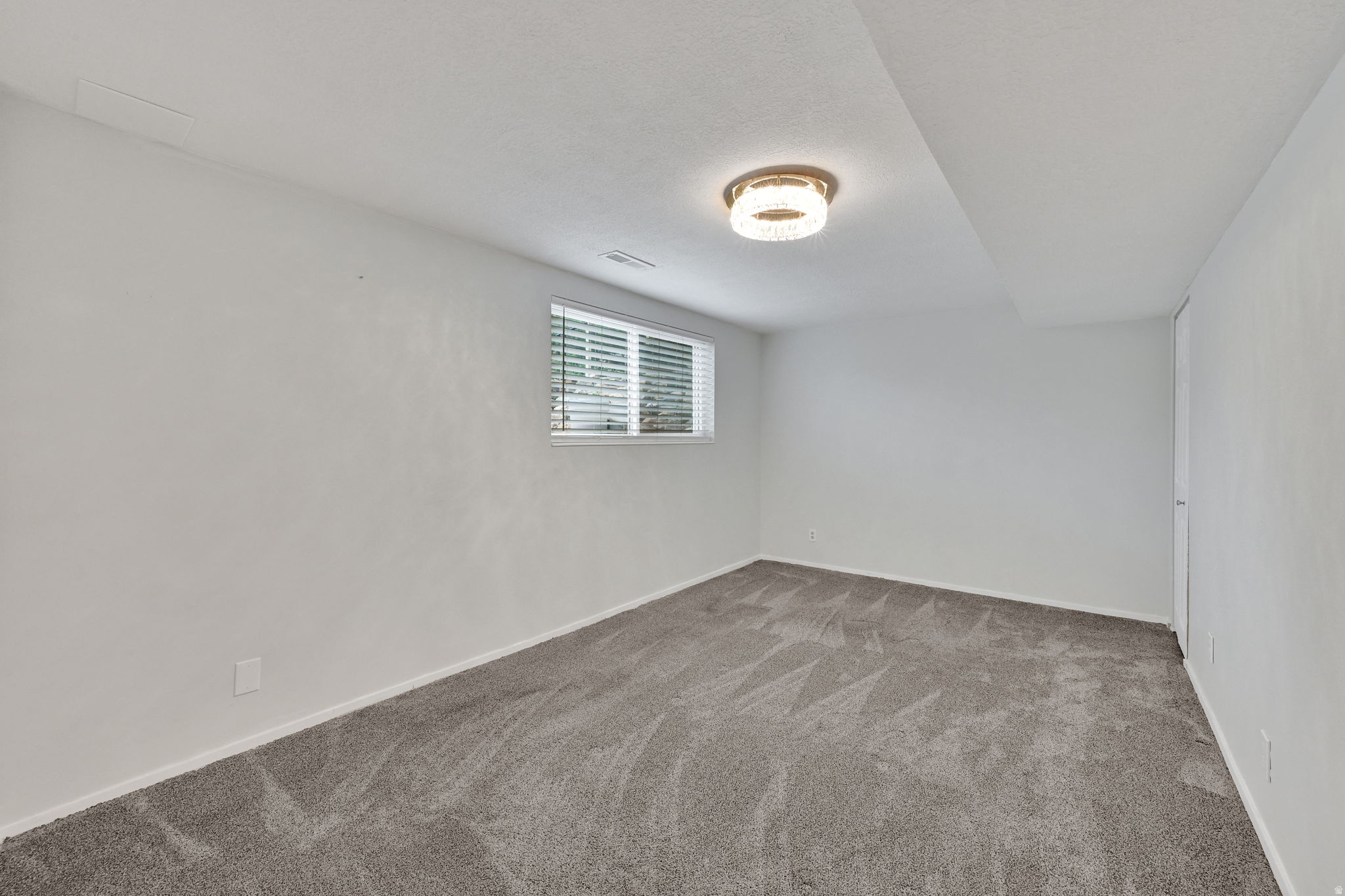 MOUNT LOMOND EST. #2 - Residential