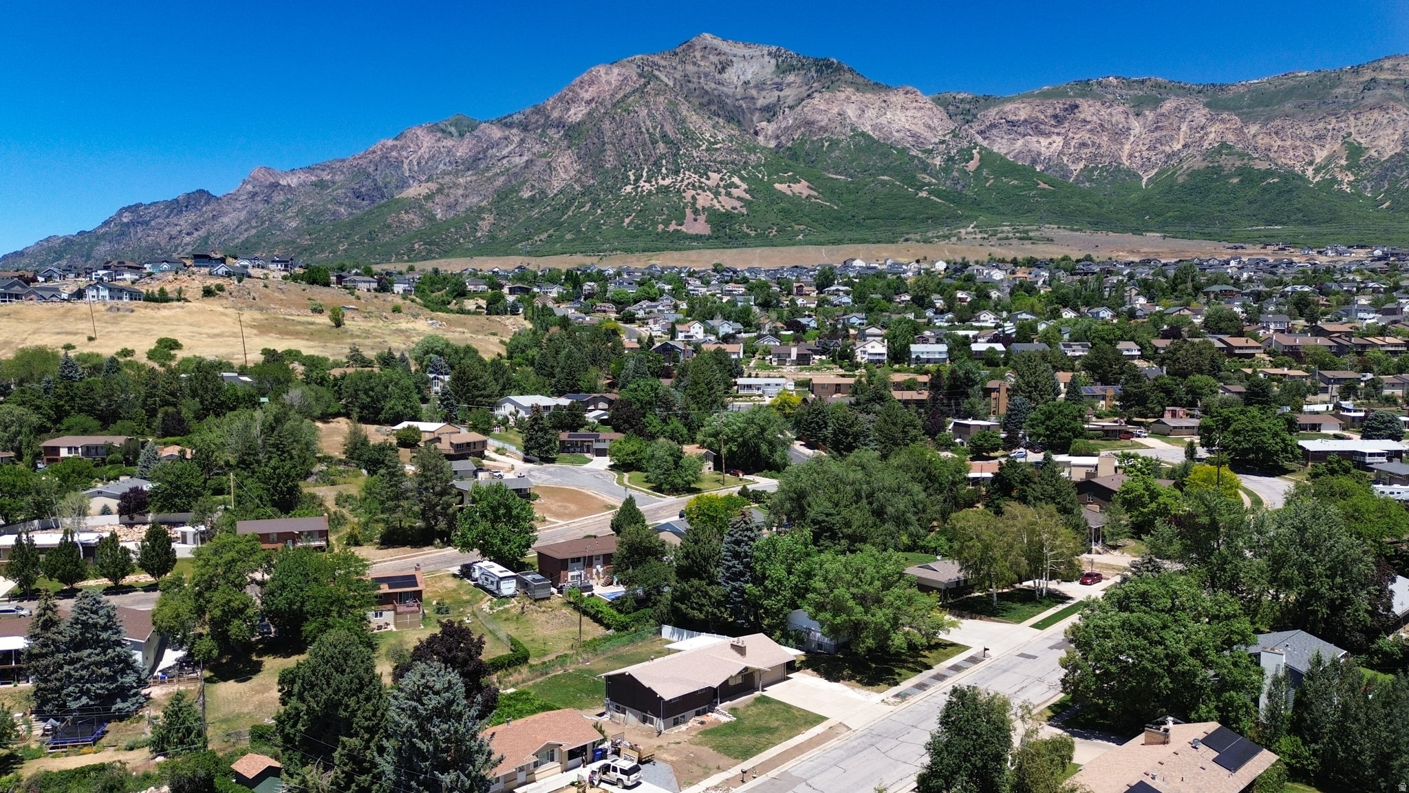 MOUNT LOMOND EST. #2 - Residential
