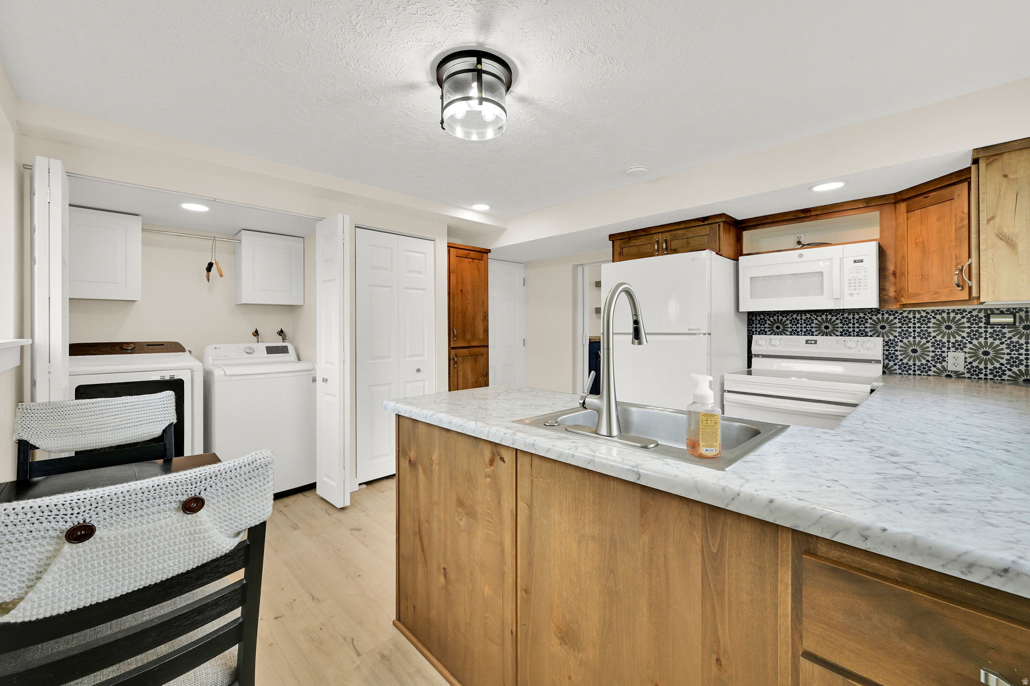 MOUNT LOMOND EST. #2 - Residential