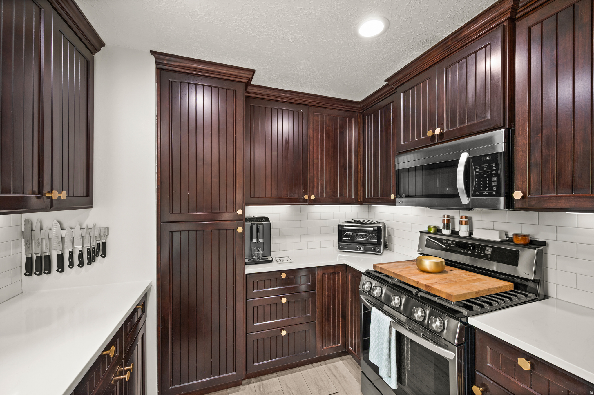 VALLEY WEST - Residential