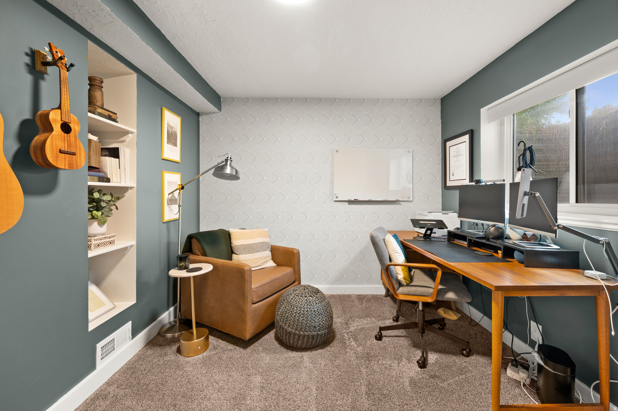 VALLEY WEST - Residential