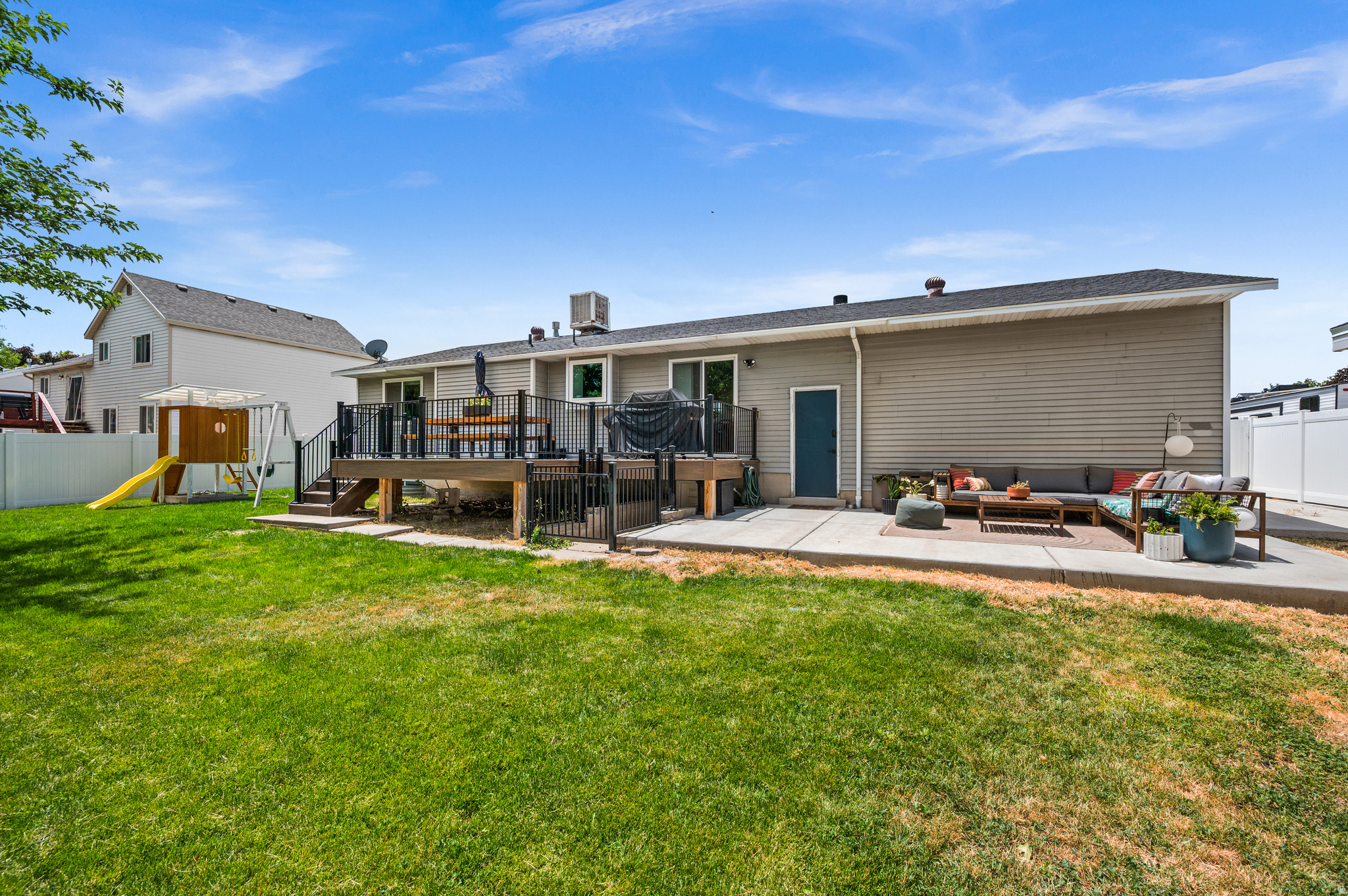 VALLEY WEST - Residential