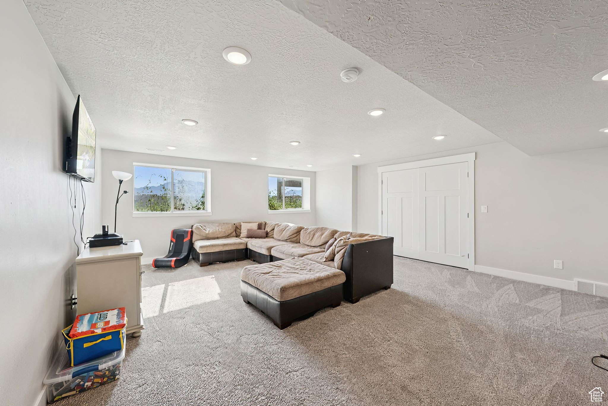 SUNSET EQUESTRIAN CL - Residential