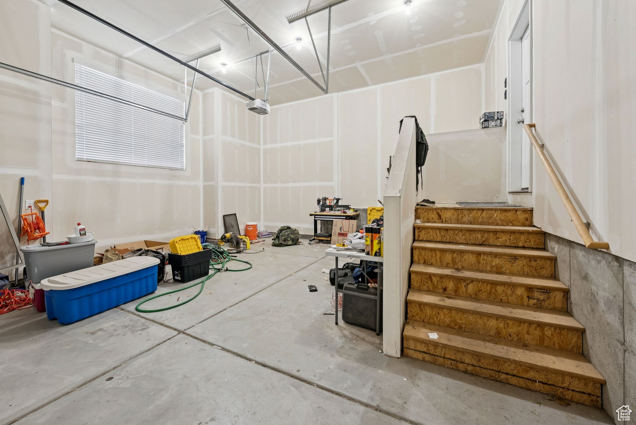 SUNSET EQUESTRIAN CL - Residential