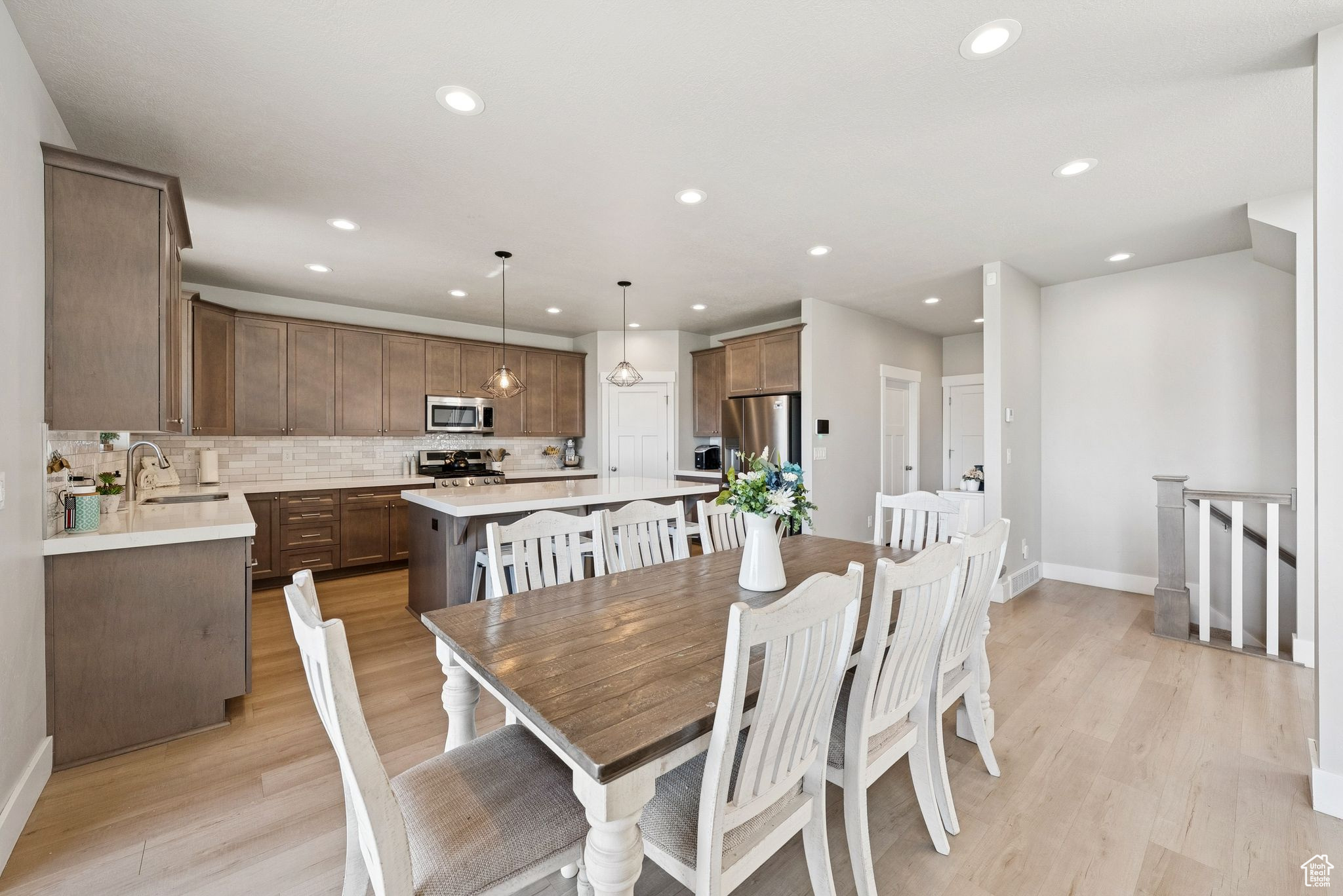 SUNSET EQUESTRIAN CL - Residential