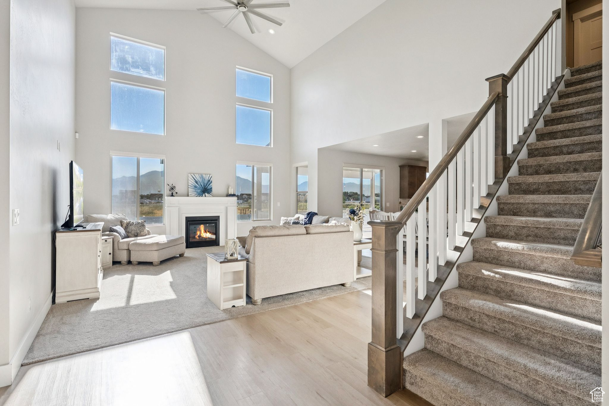 SUNSET EQUESTRIAN CL - Residential