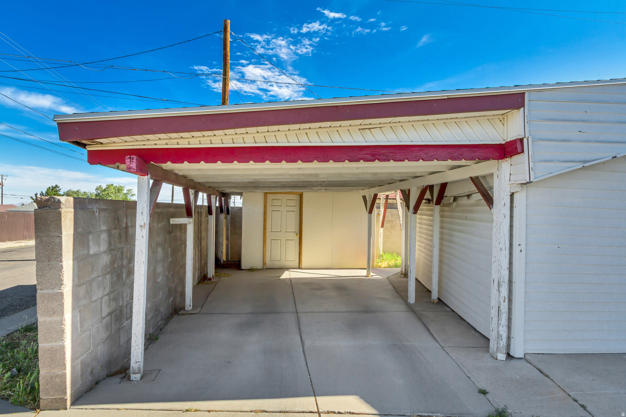 ELTON SUB - Residential