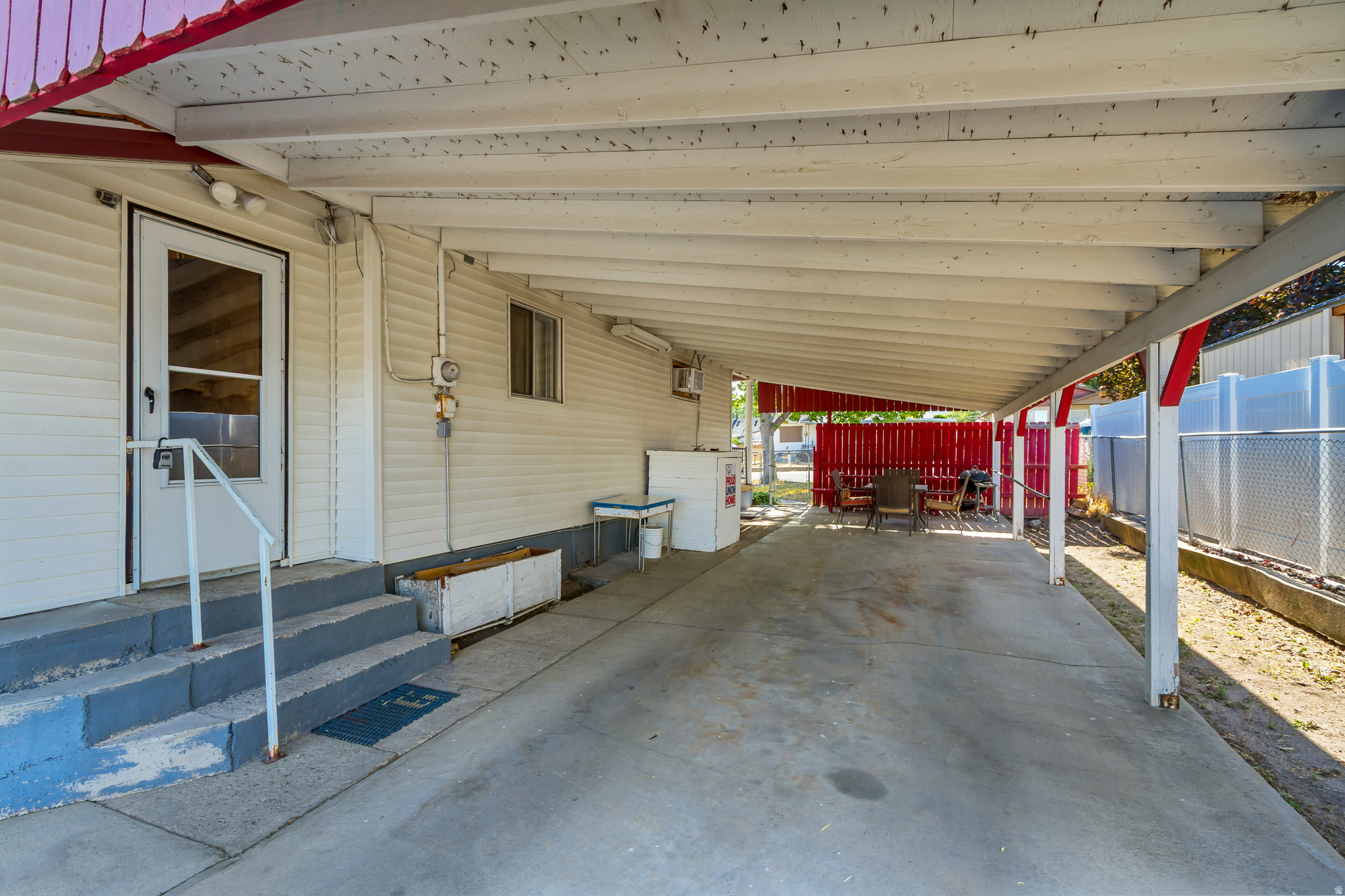 ELTON SUB - Residential