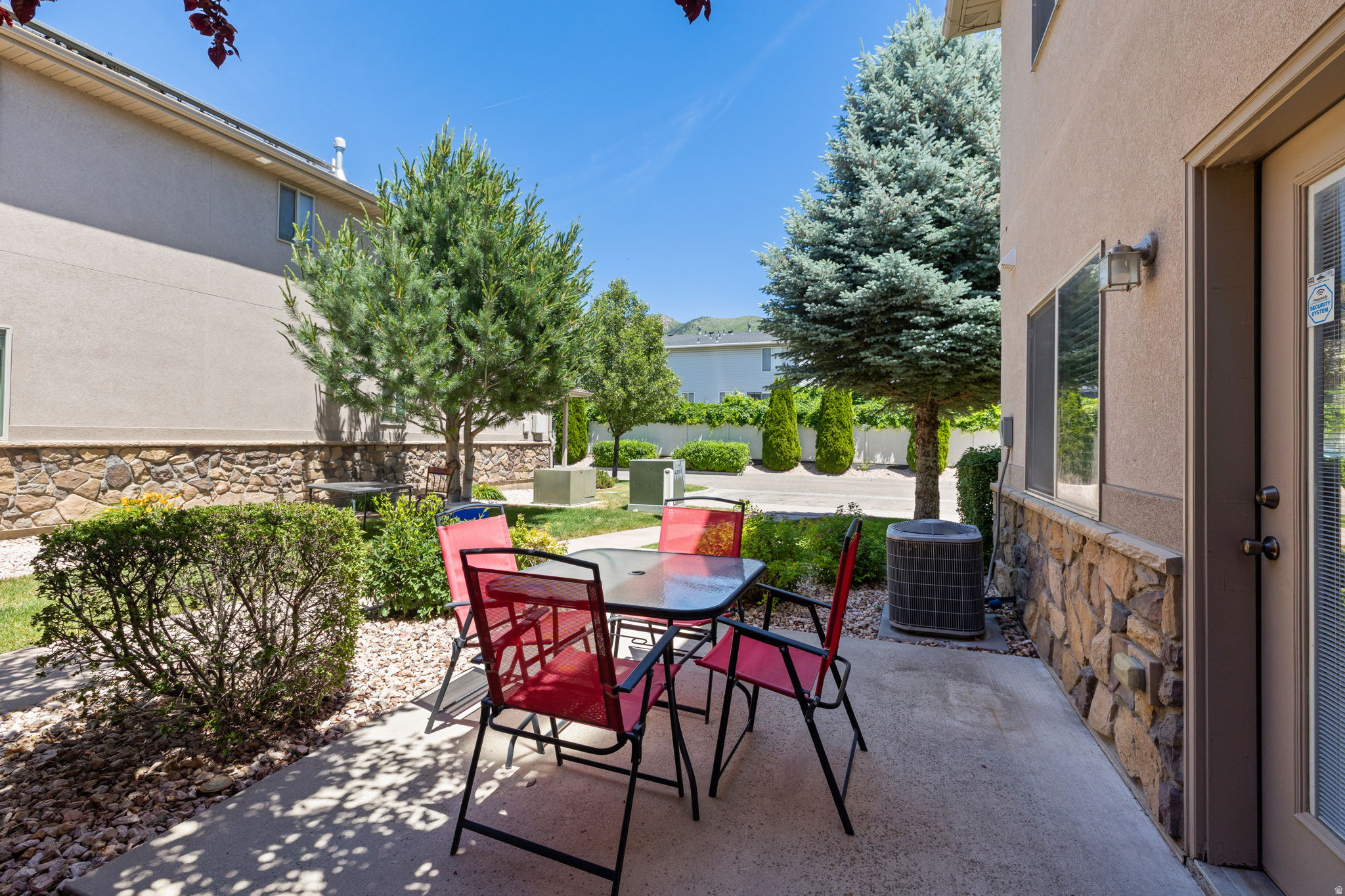 COURTYARDS - Residential