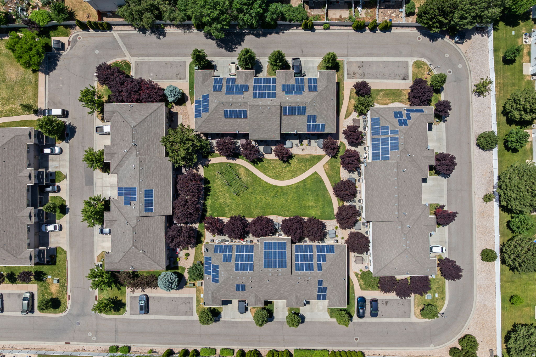 COURTYARDS - Residential