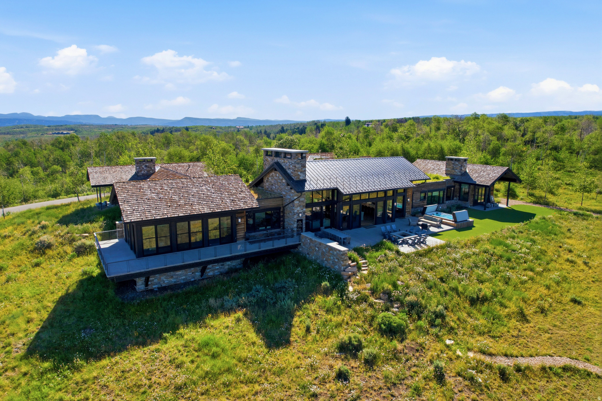 WOLF CREEK RANCH - Residential