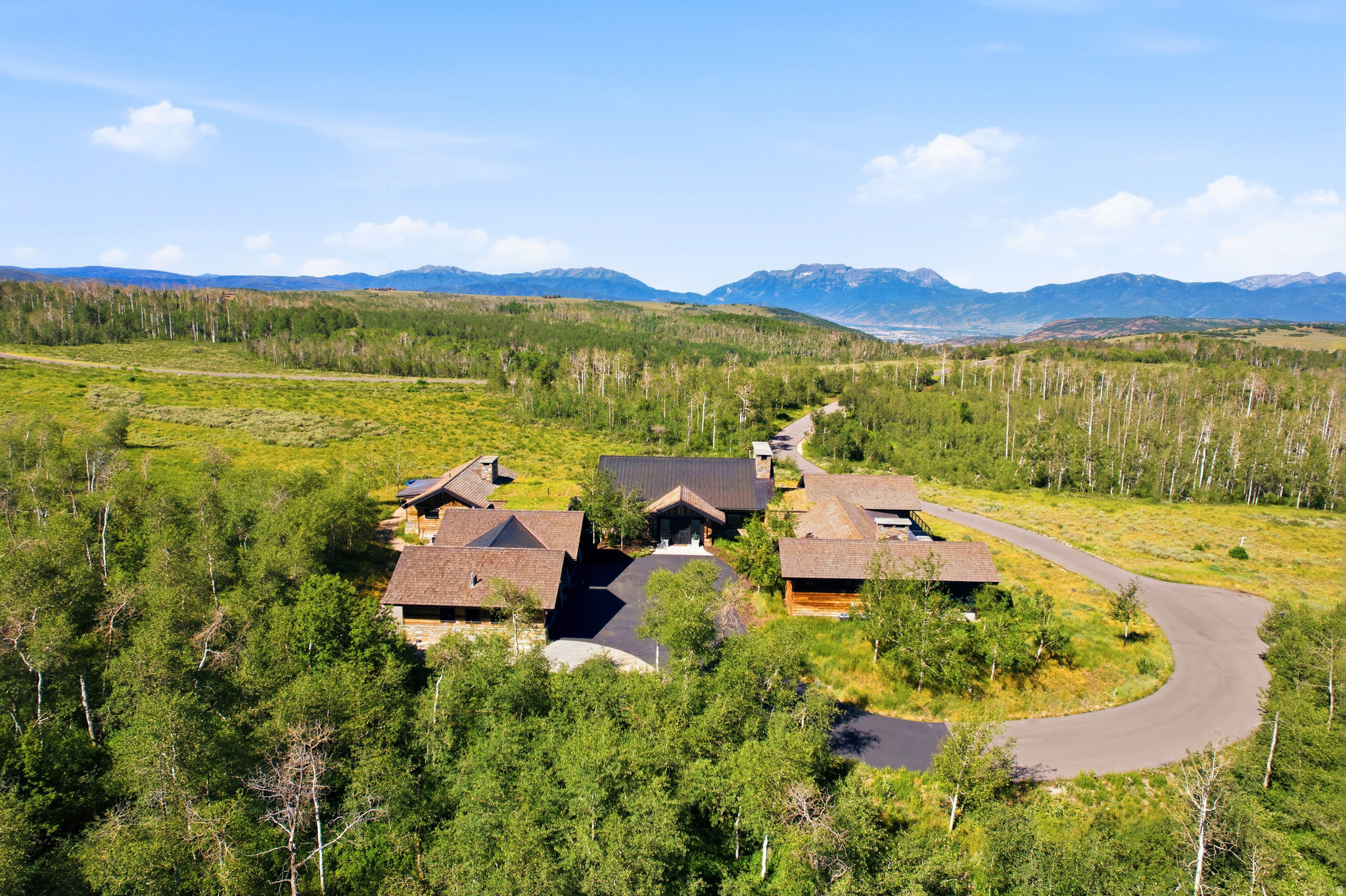 WOLF CREEK RANCH - Residential